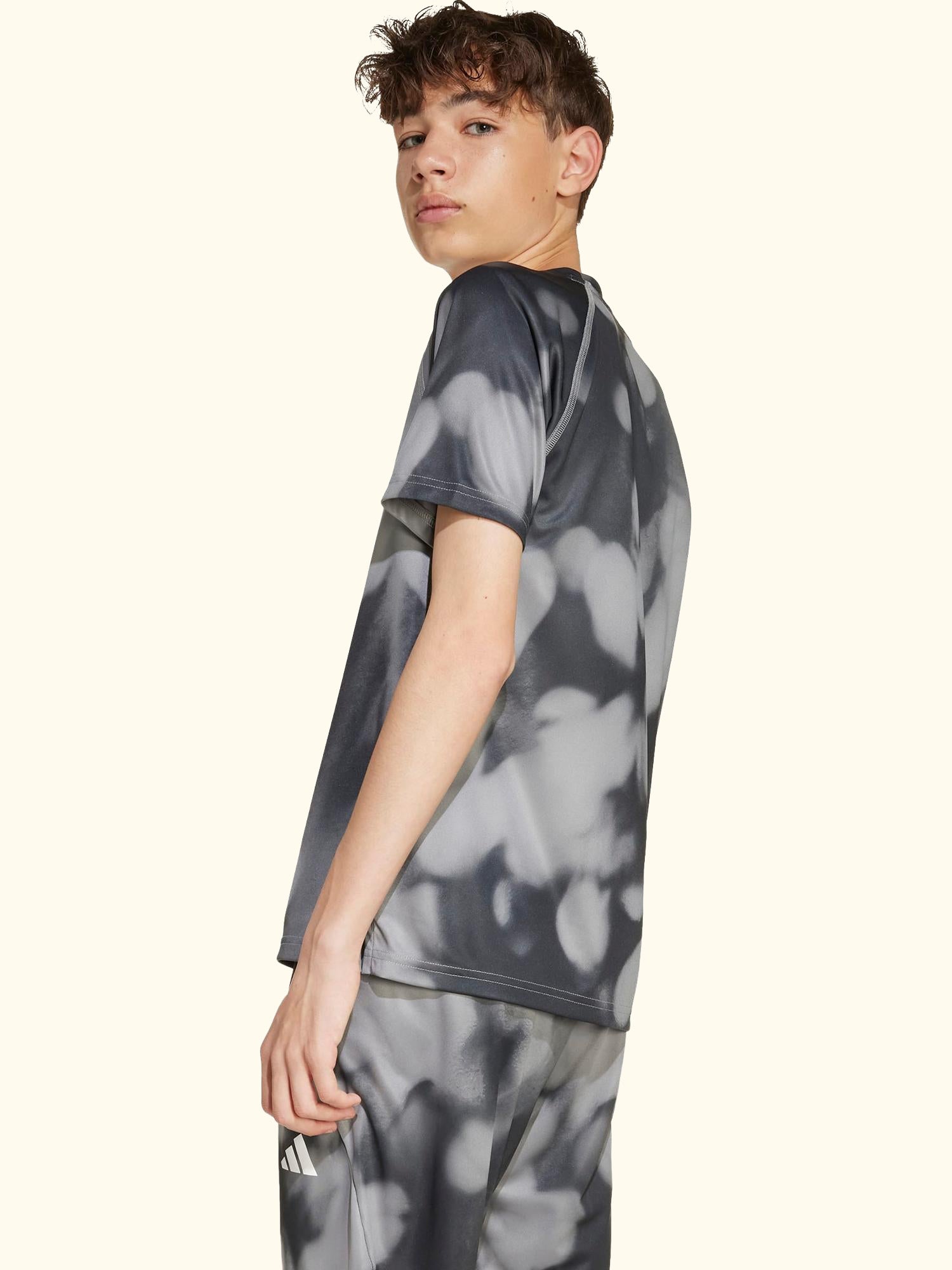 Kids' Short Sleeved Training T-Shirt, Carbon/Black