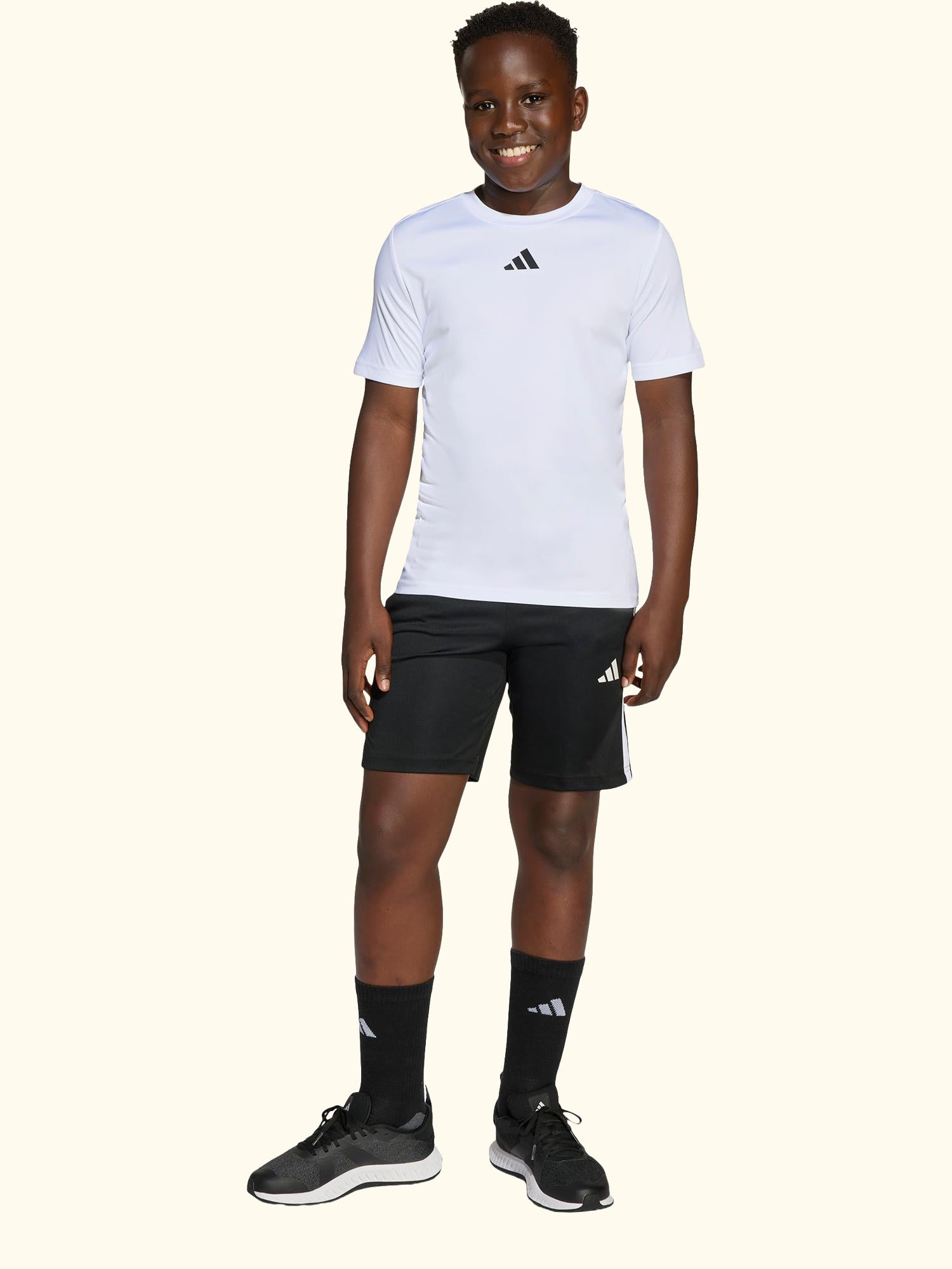 Kids' Train Essentials 3-Stripes T-Shirt and Shorts Set, White/Black