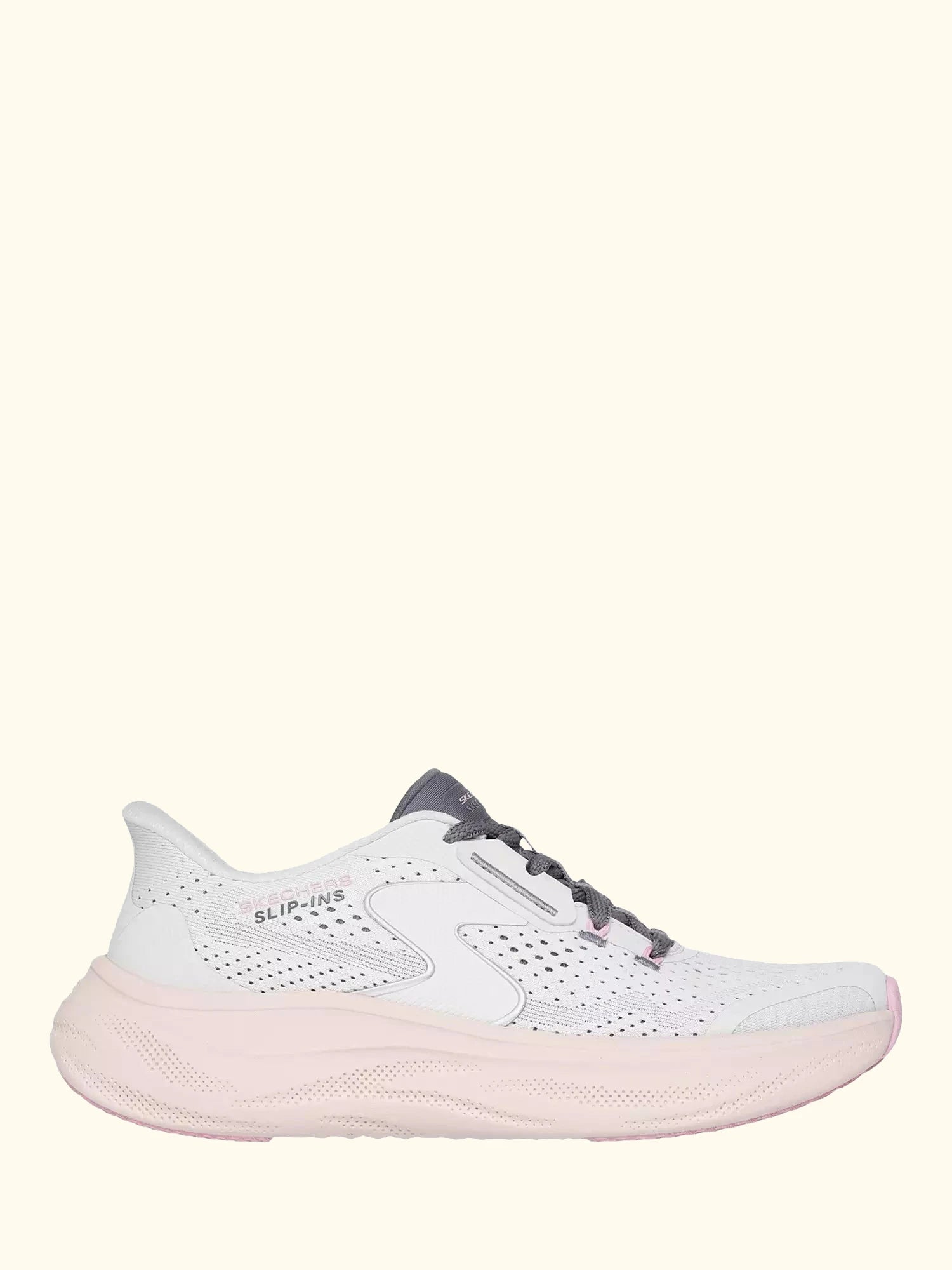 Skechers Skech Cloud Plush Horizon Trainers, Black