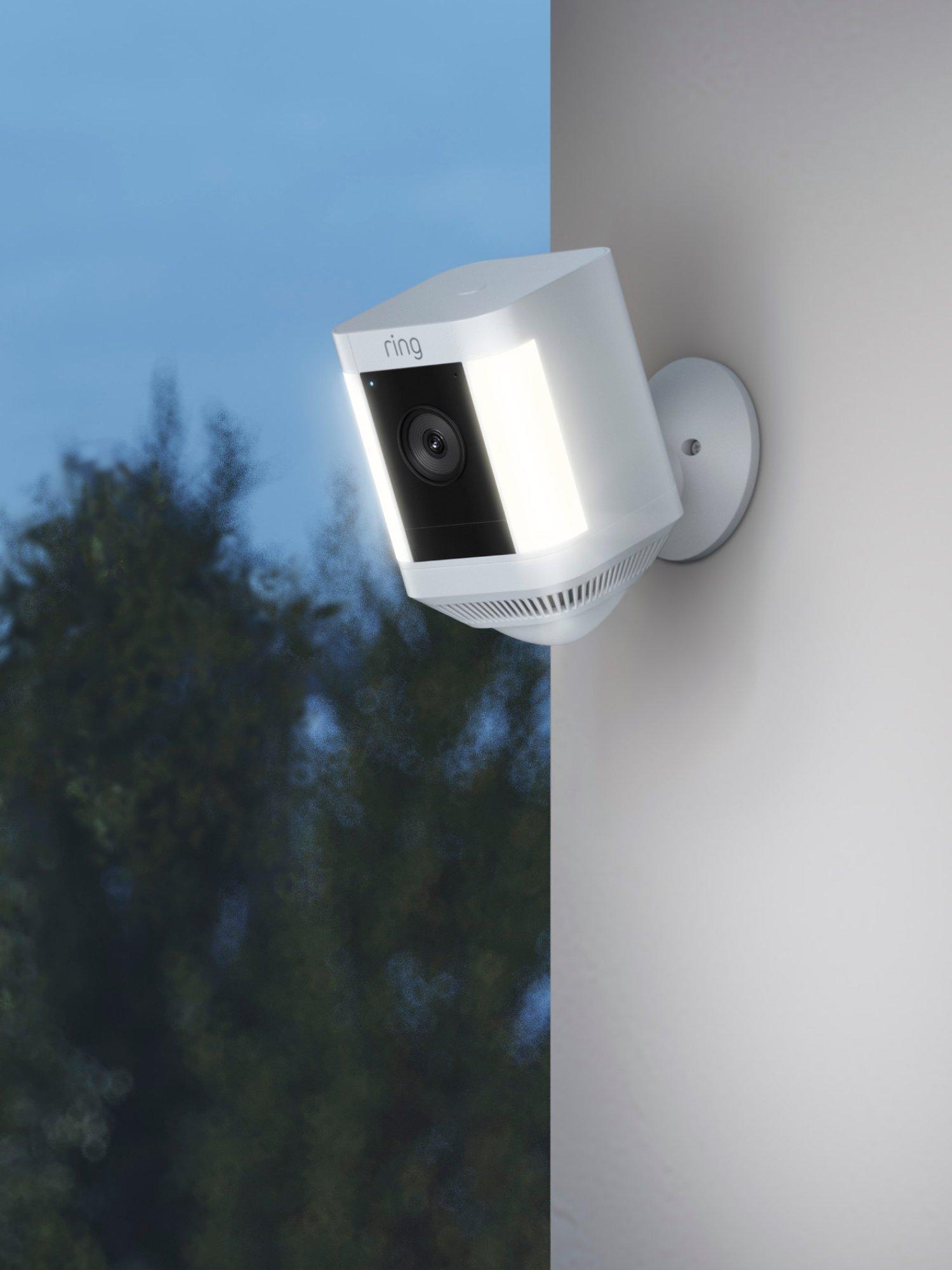 Spotlight Cam Plus Battery Smart Security Camera with Built-in Wi-Fi & Siren Alarm