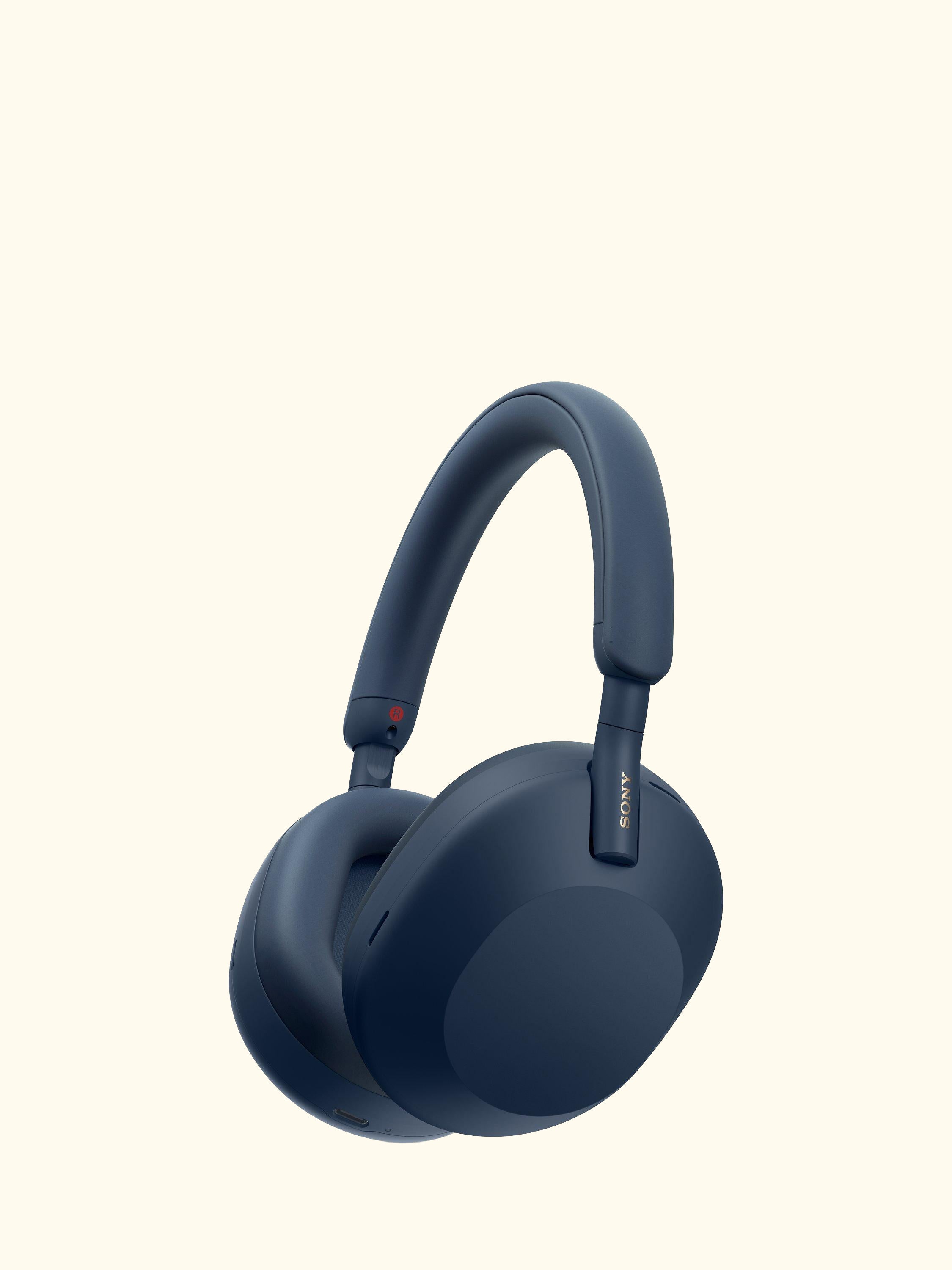 WH-1000XM5 Noise Cancelling Wireless Bluetooth High Resolution Audio Over-Ear Headphones with Mic/Remote
