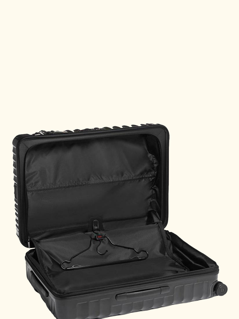 19 Degree Extended Trip 77.5cm 4-Wheel Expandable Large Suitcase
