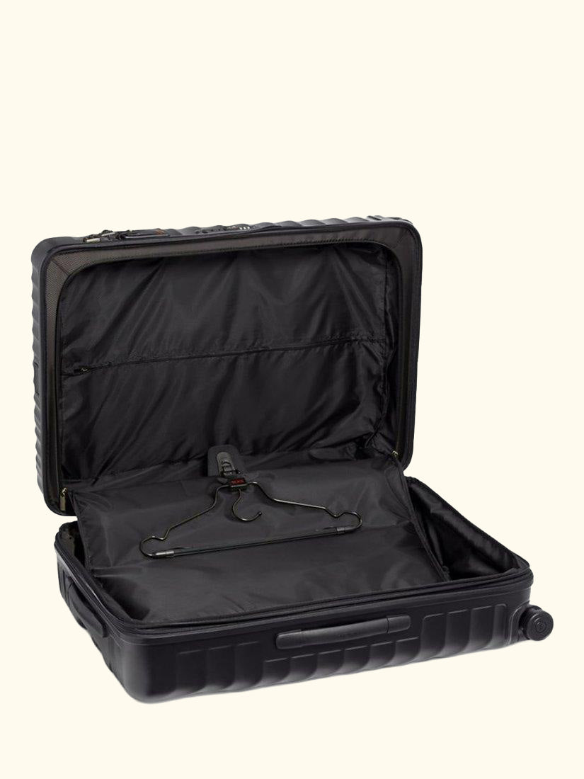 19 Degree Extended Trip 77.5cm 4-Wheel Expandable Large Suitcase