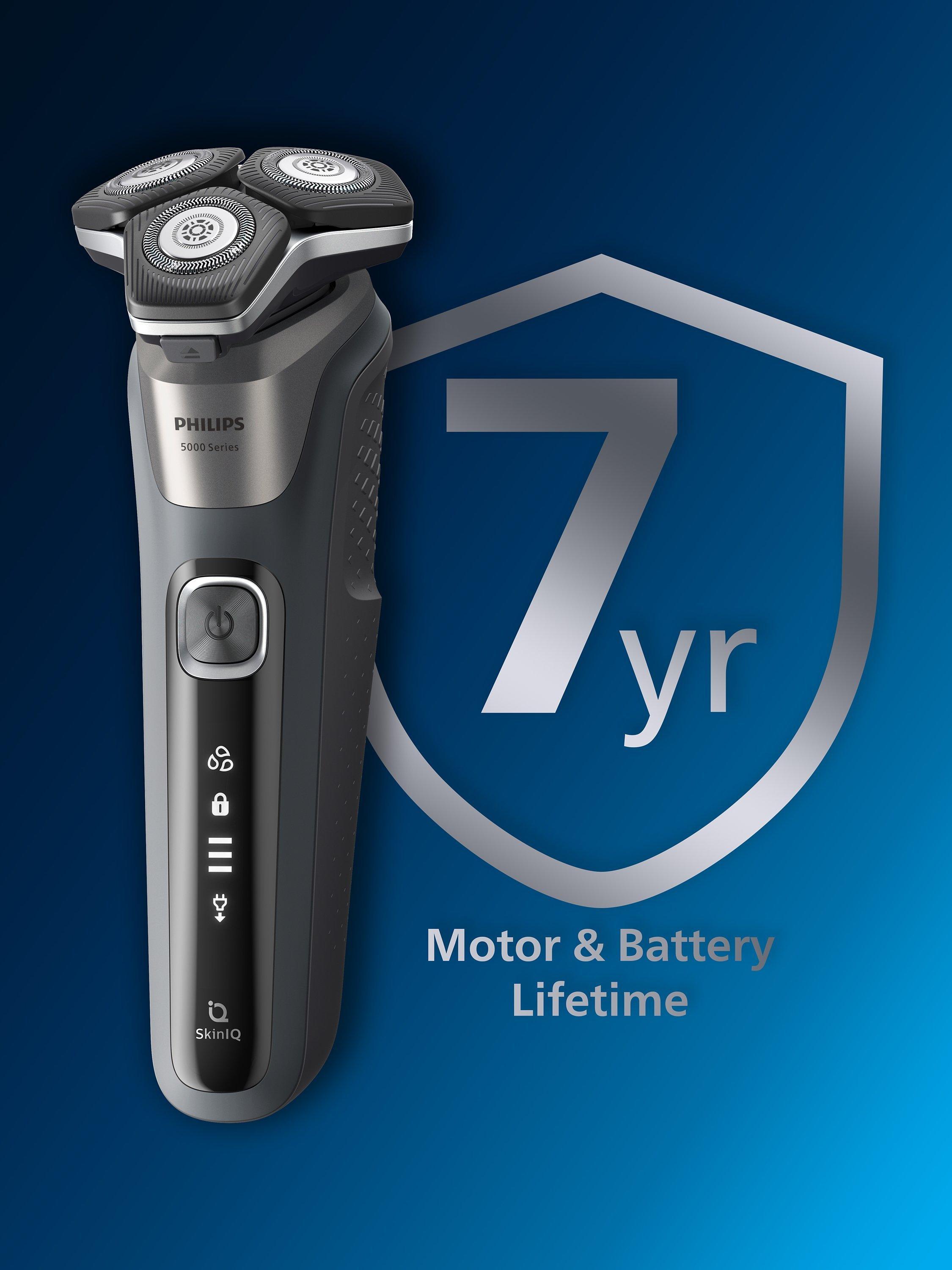 S5887/50 Series 5000 Wet & Dry Men's Electric Shaver with Pop-up Trimmer, Travel Case, Quick-Clean Pod and Full LED Display, Carbon Grey