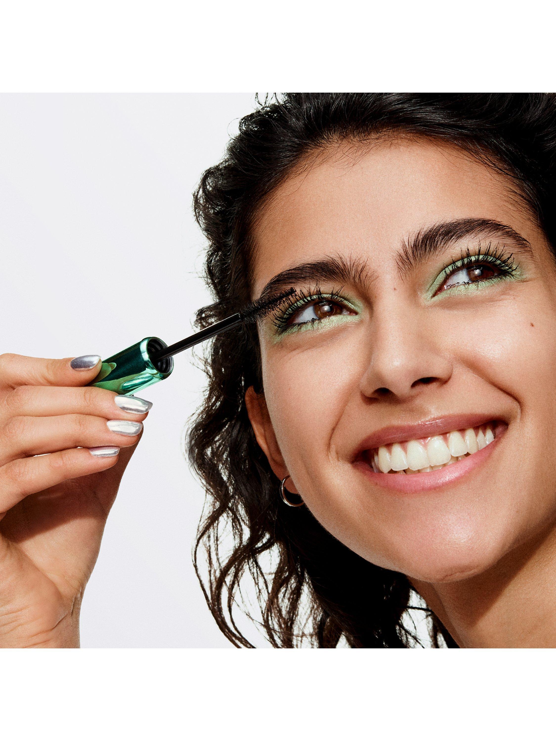 High Impact High-Fi™ Full Volume Mascara