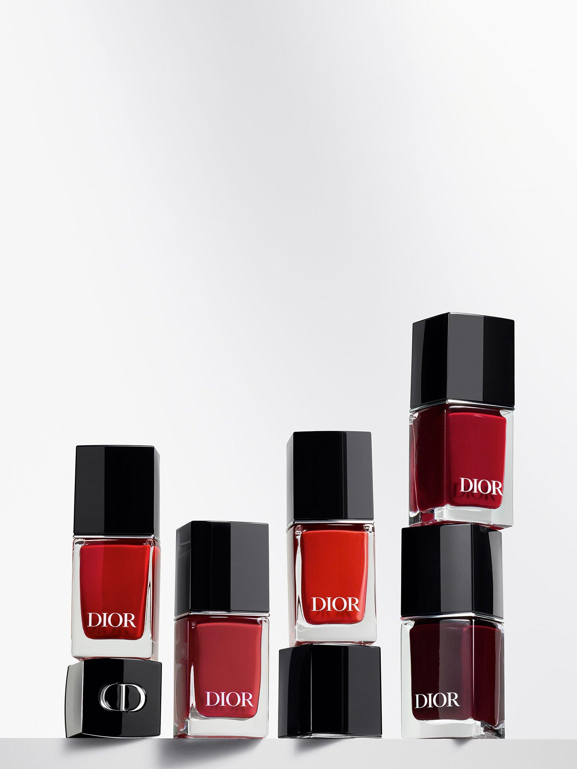 Vernis Nail Polish