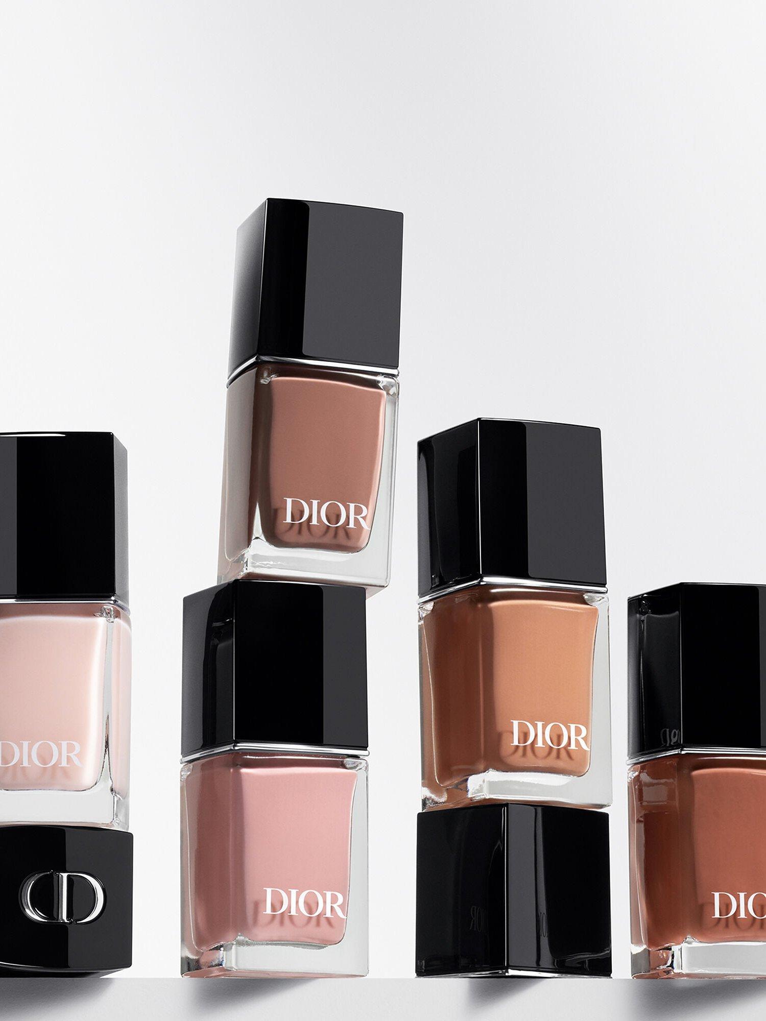 Vernis Nail Polish