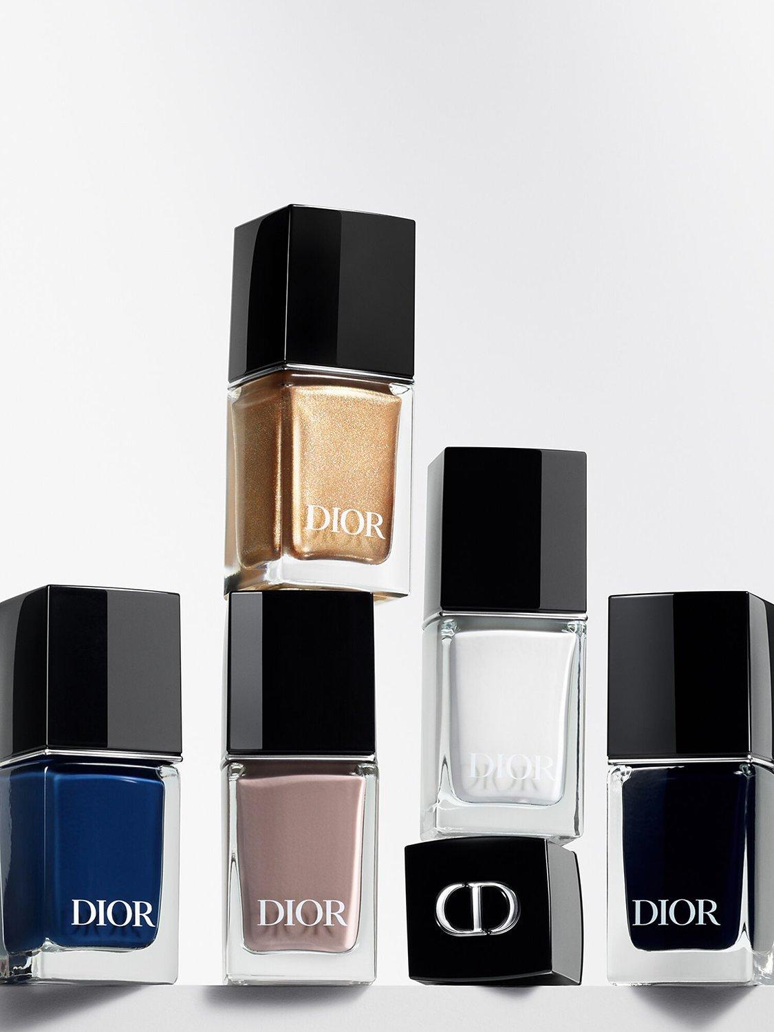 Vernis Nail Polish