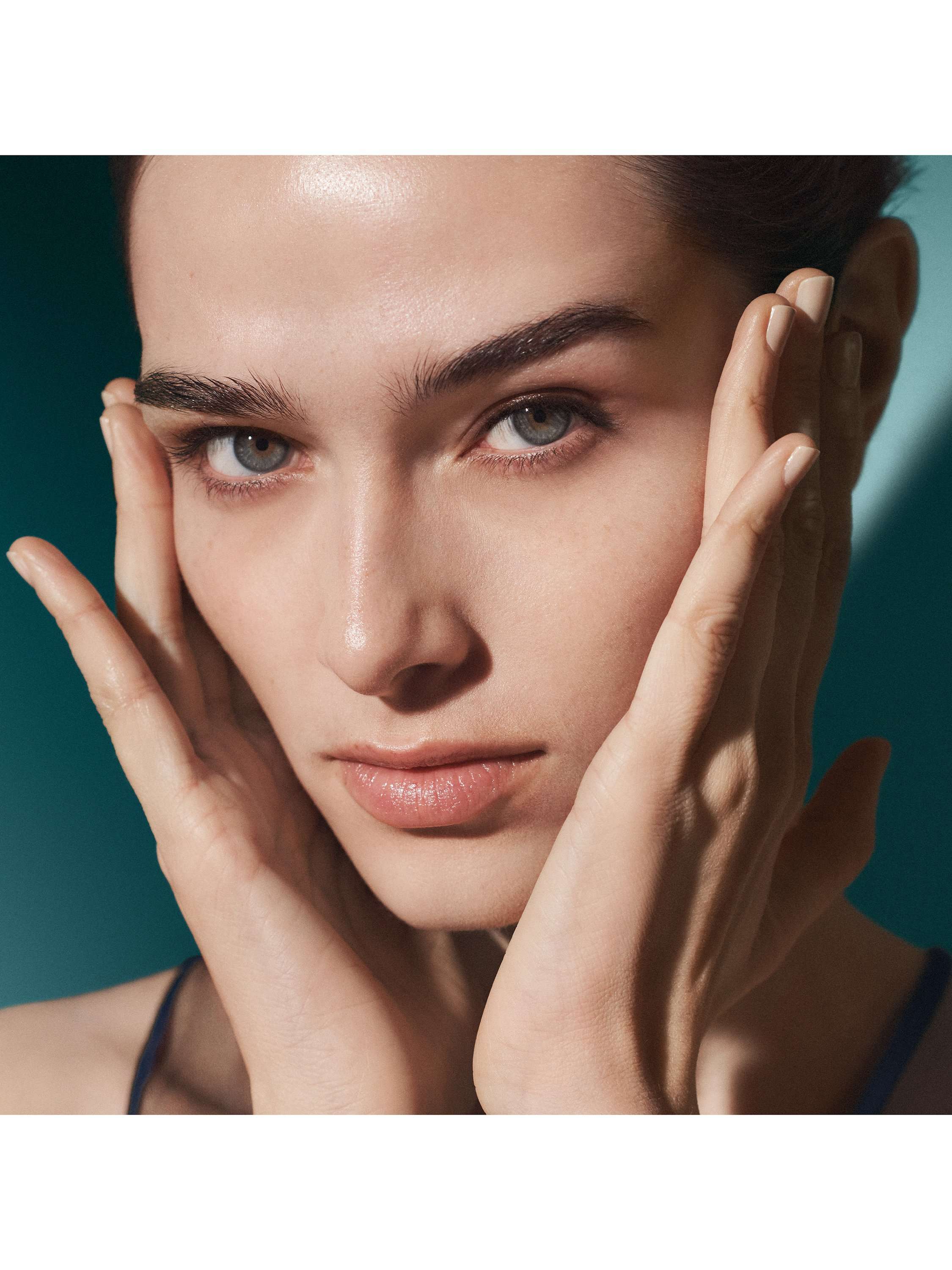 The Lifting Firming Serum