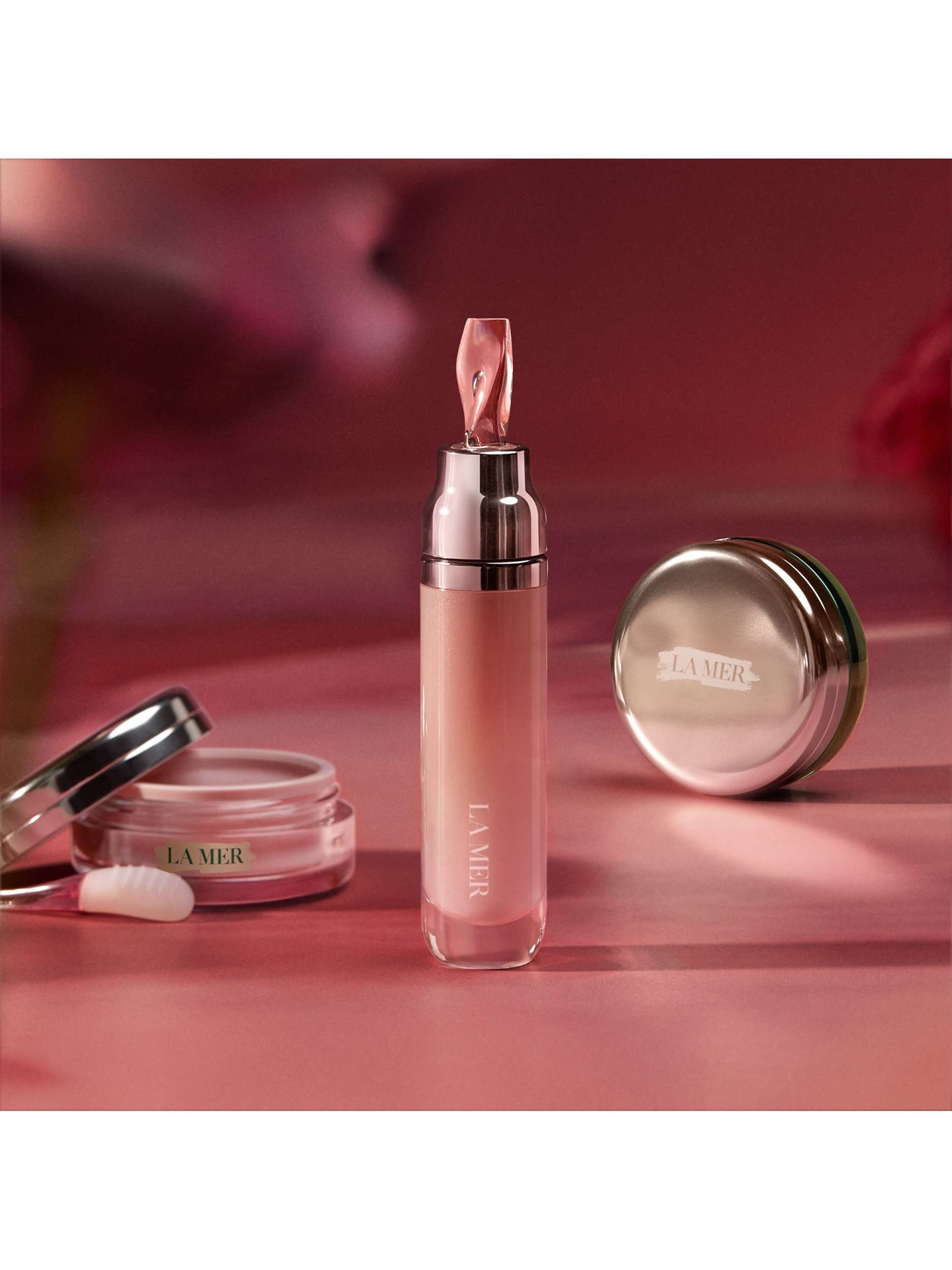 The Lip Volumiser