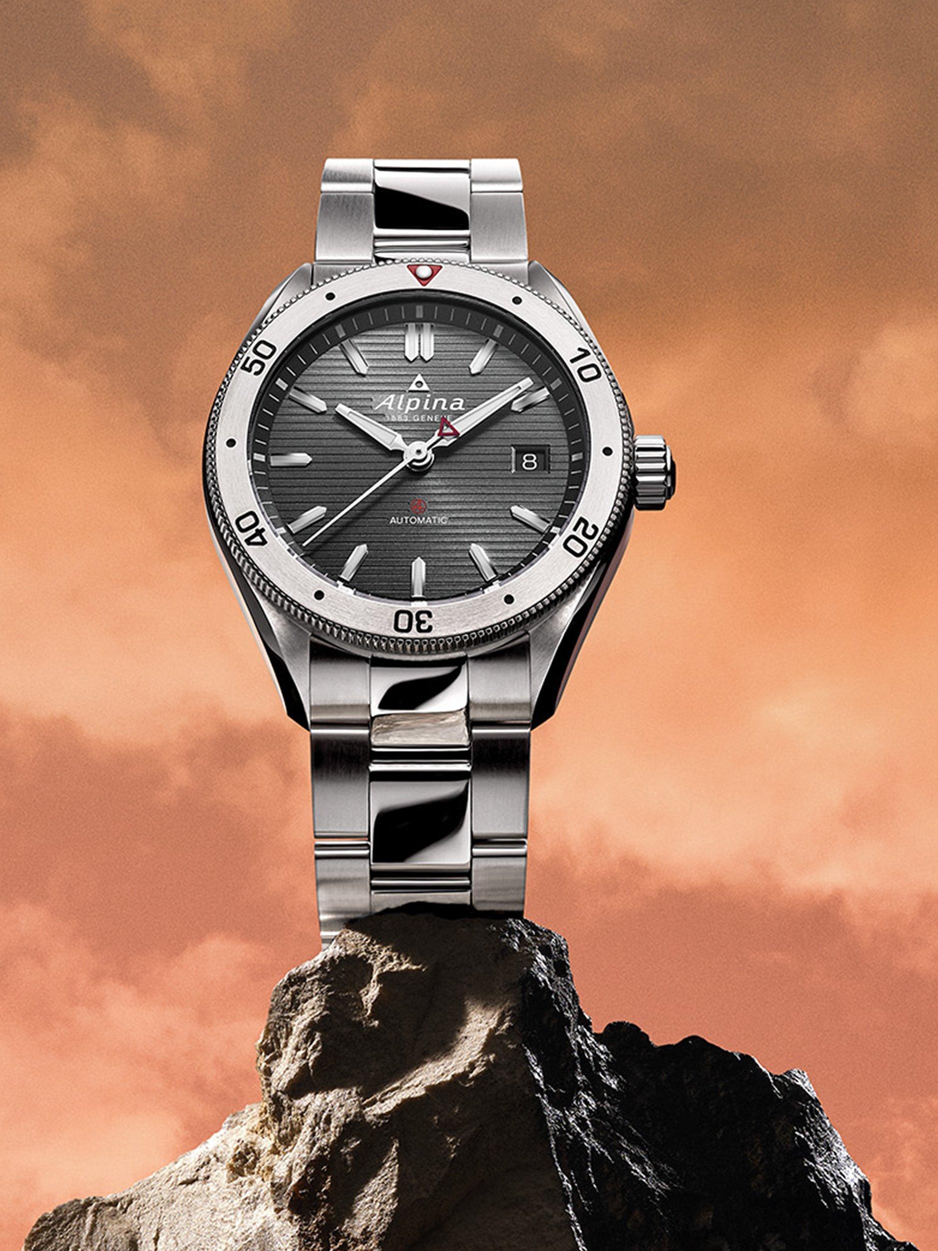AL-525GS4AQ6B Men's Alpiner 4 Automatic Bracelet Strap Watch, Silver