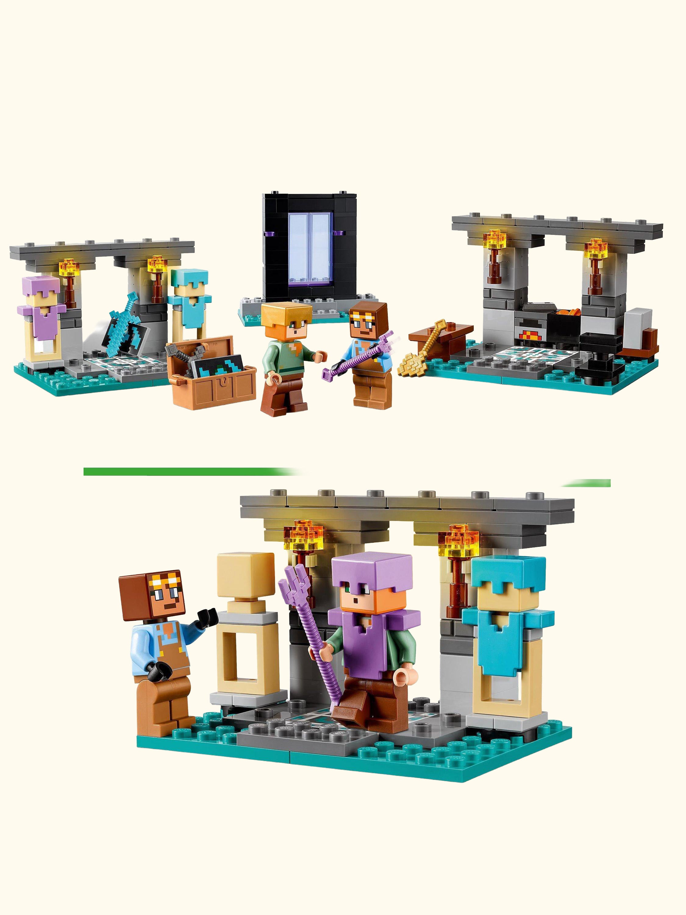 Minecraft The Armoury Toy with Character Figures 21252