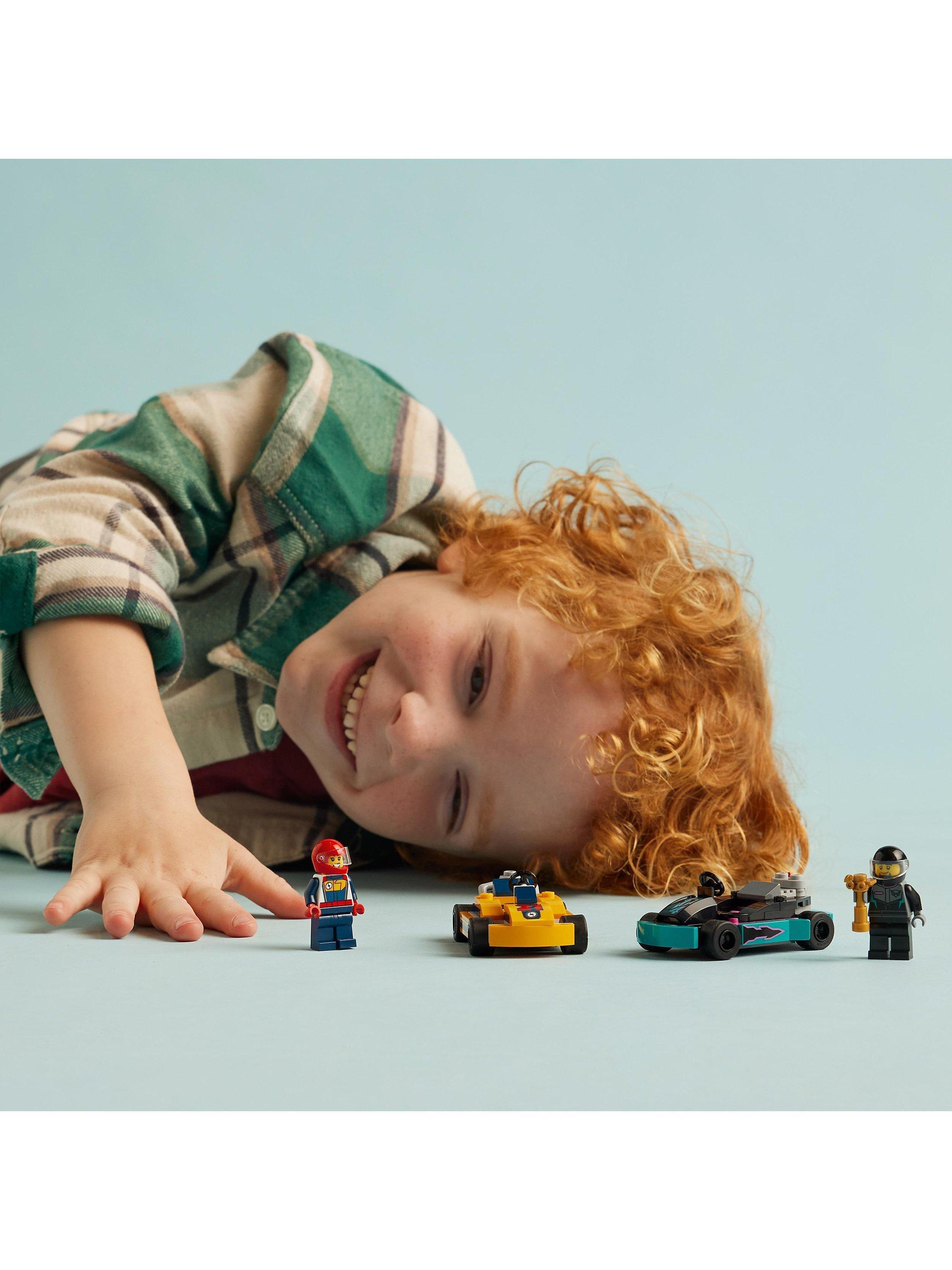 City Go-Karts and Race Drivers Vehicle Toys Set 60400