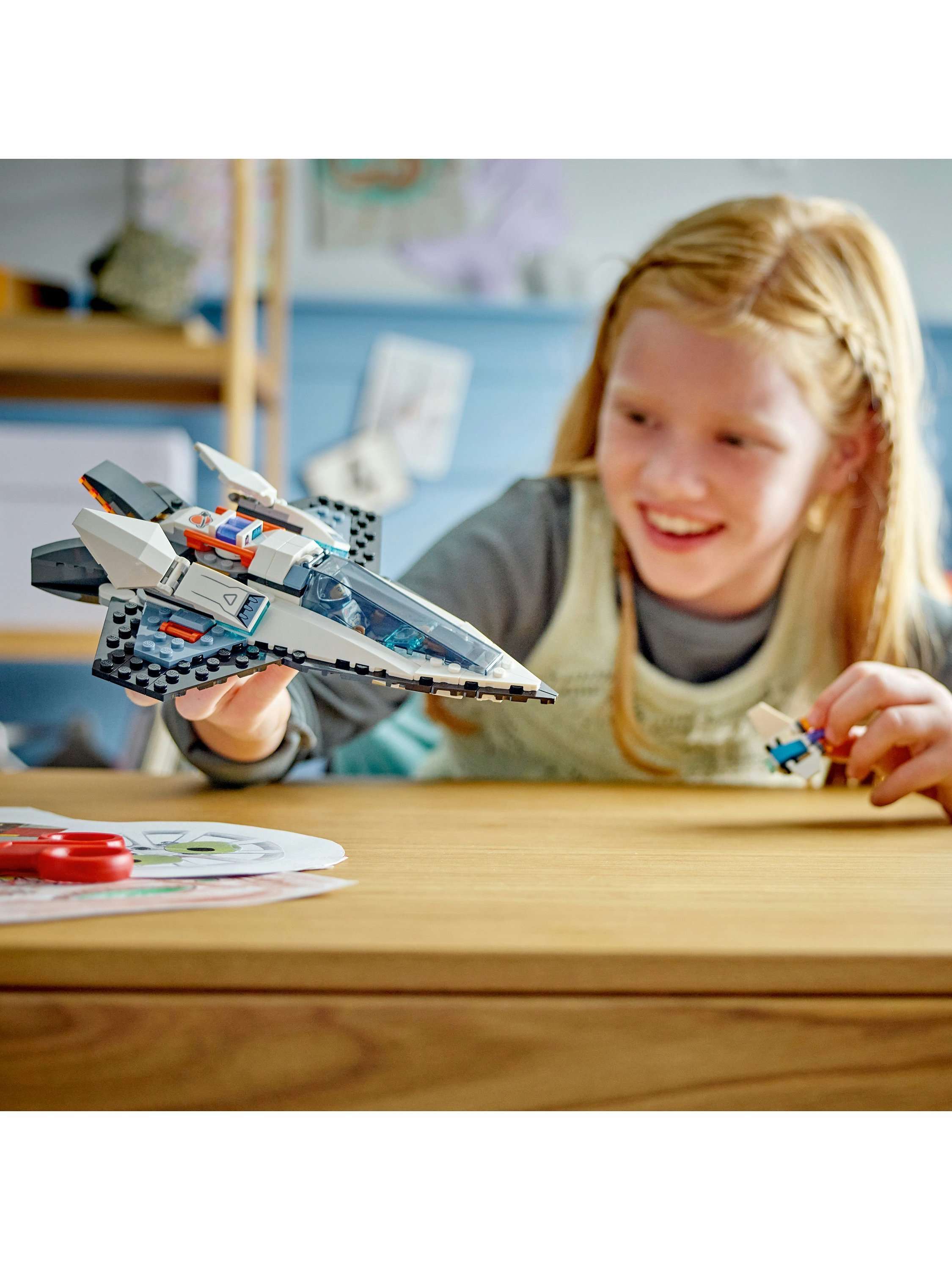 City Interstellar Spaceship Outer Space Toy Set 60430