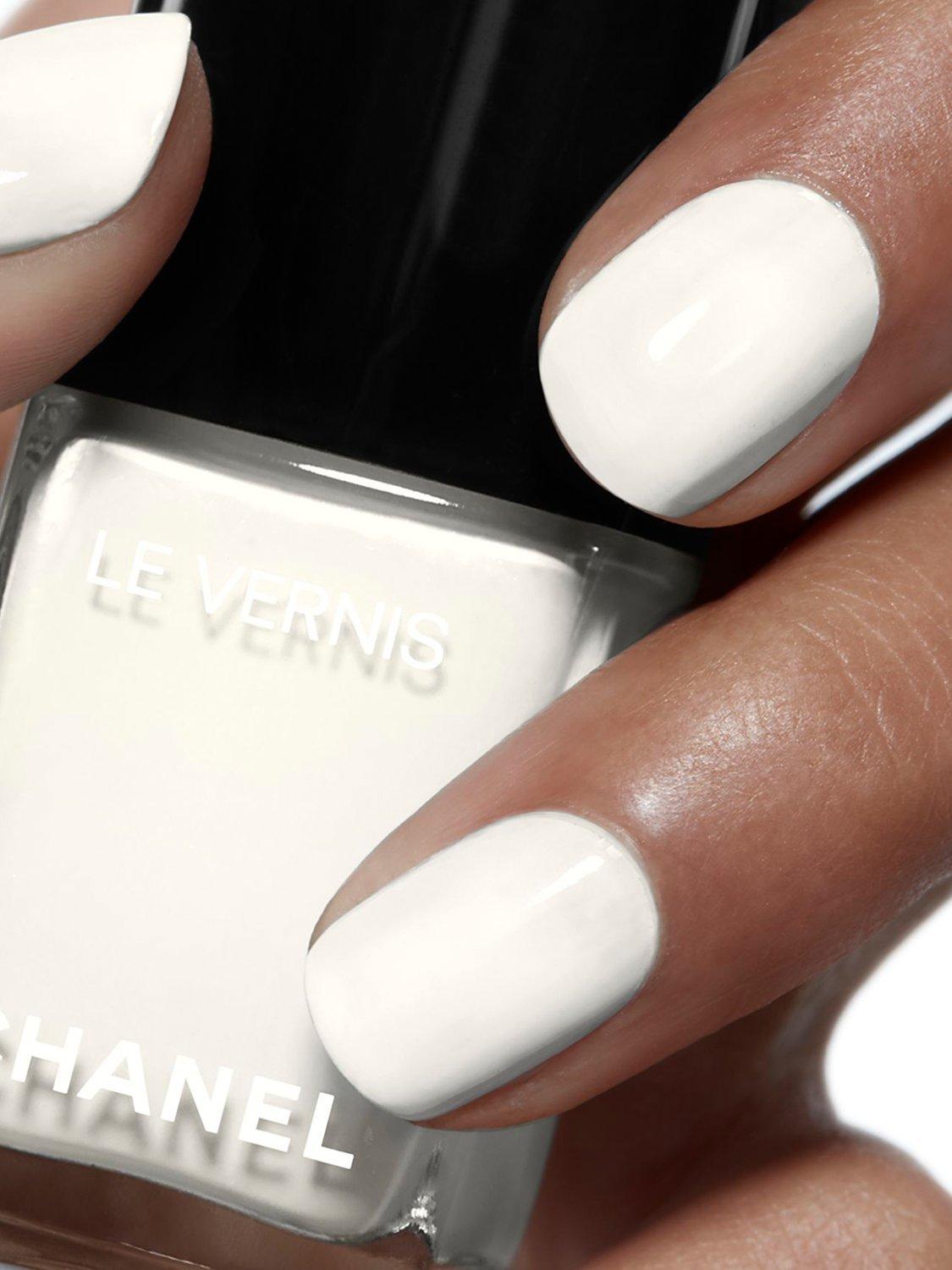 Le Vernis Nail Colour