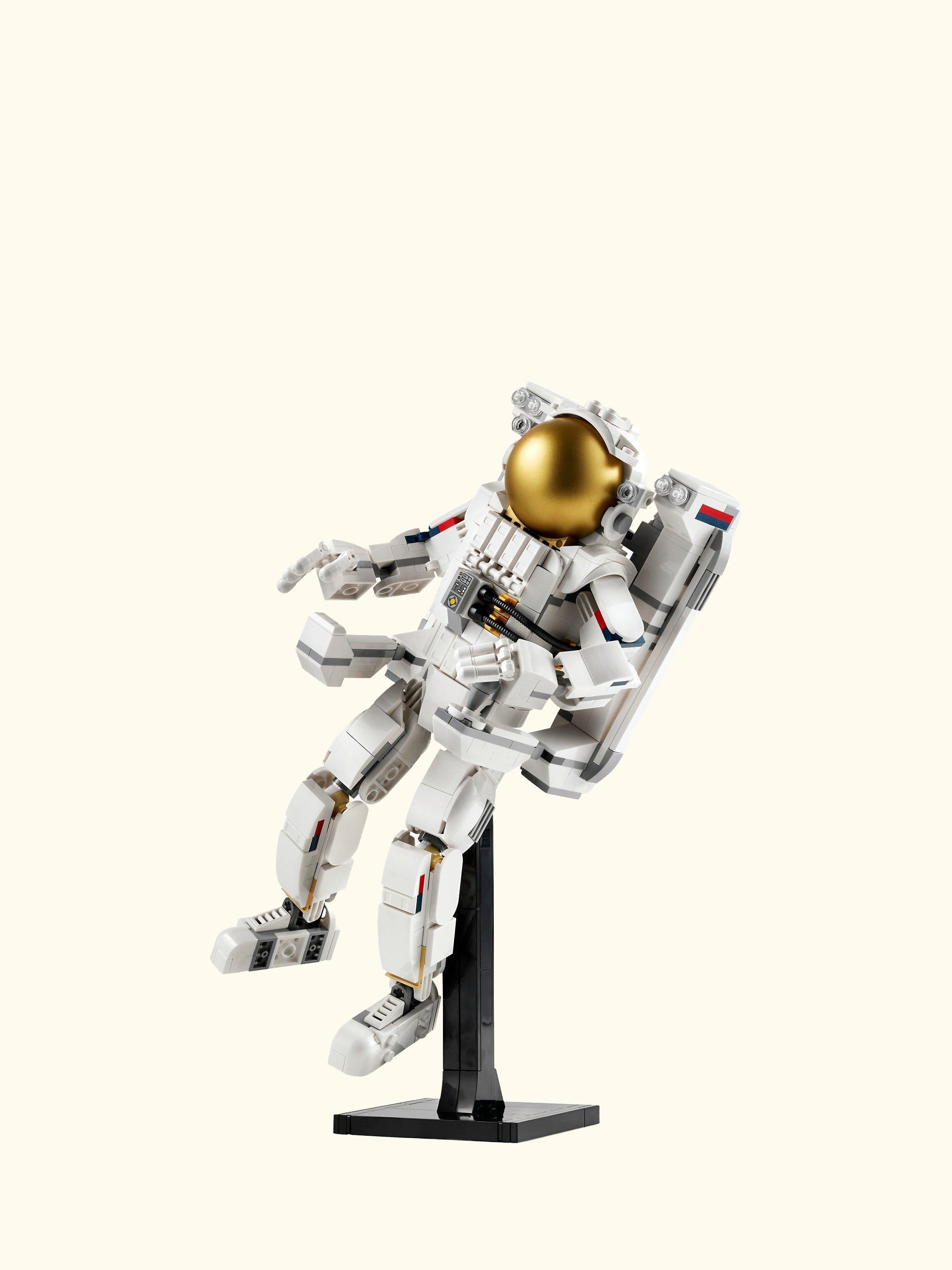 Creator 3in1 Space Astronaut Figure Toy with Dog 31152
