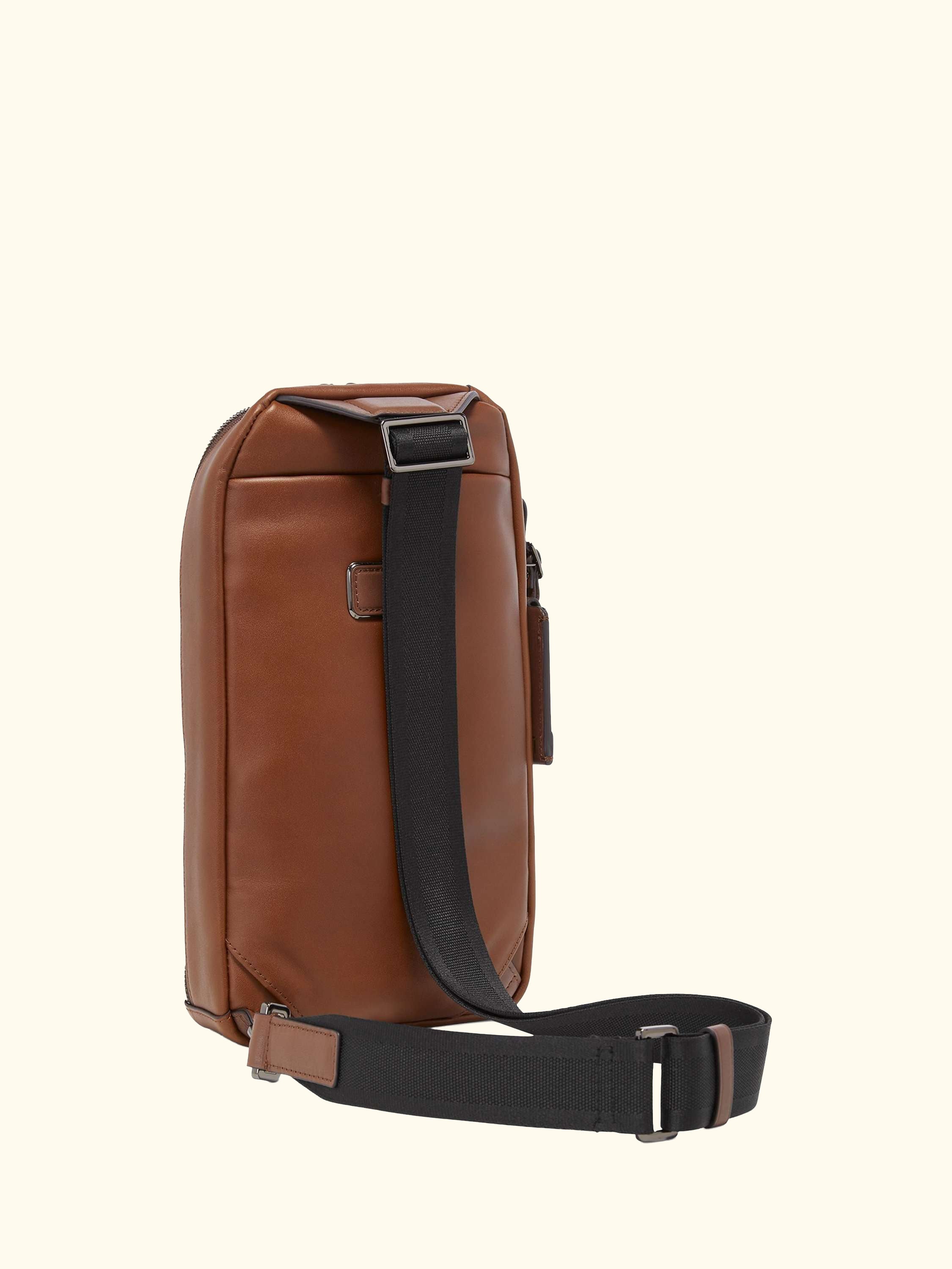 Gregory Sling Leather Bag, Cognac