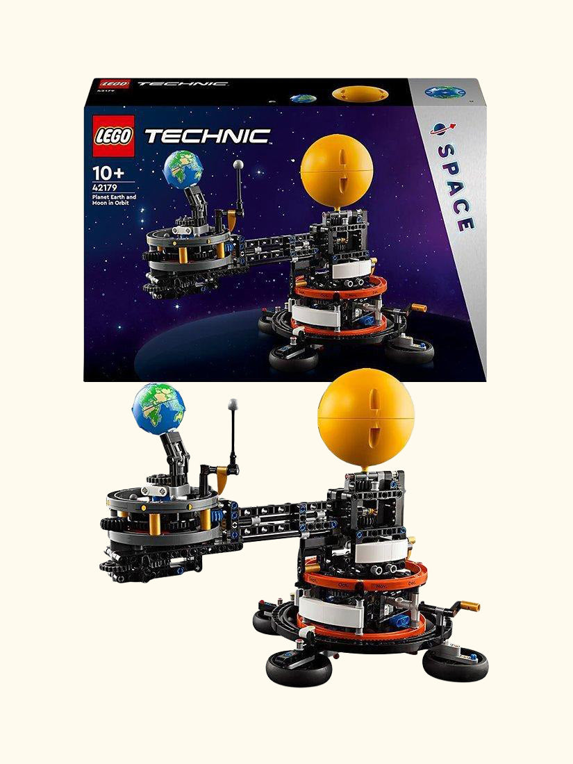 Technic Planet Earth and Moon in Orbit Space Toy 42179