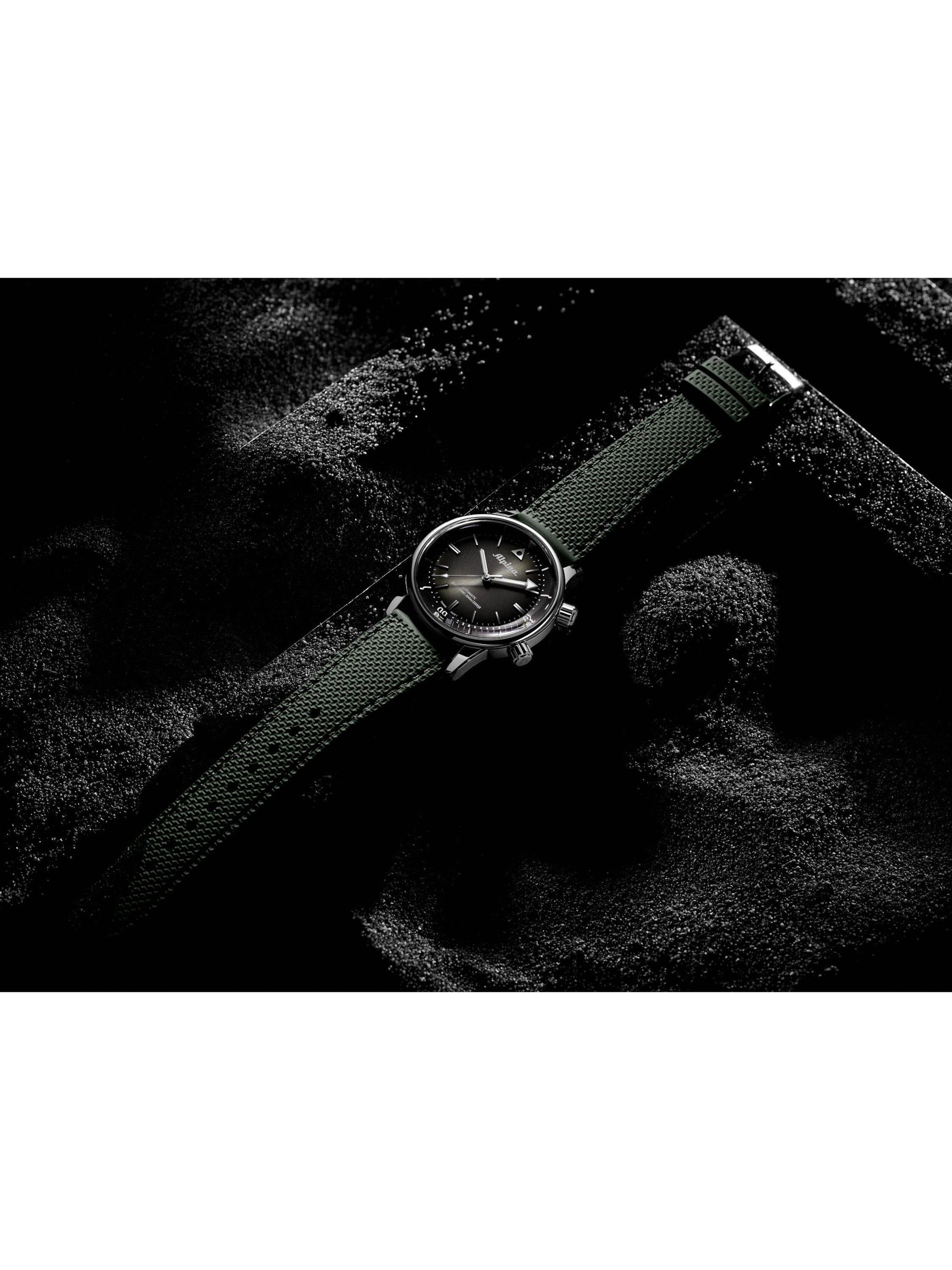 AL-520GR4H6 Men's Seastrong Diver 300 Heritage Leather Strap Watch, Green/Black