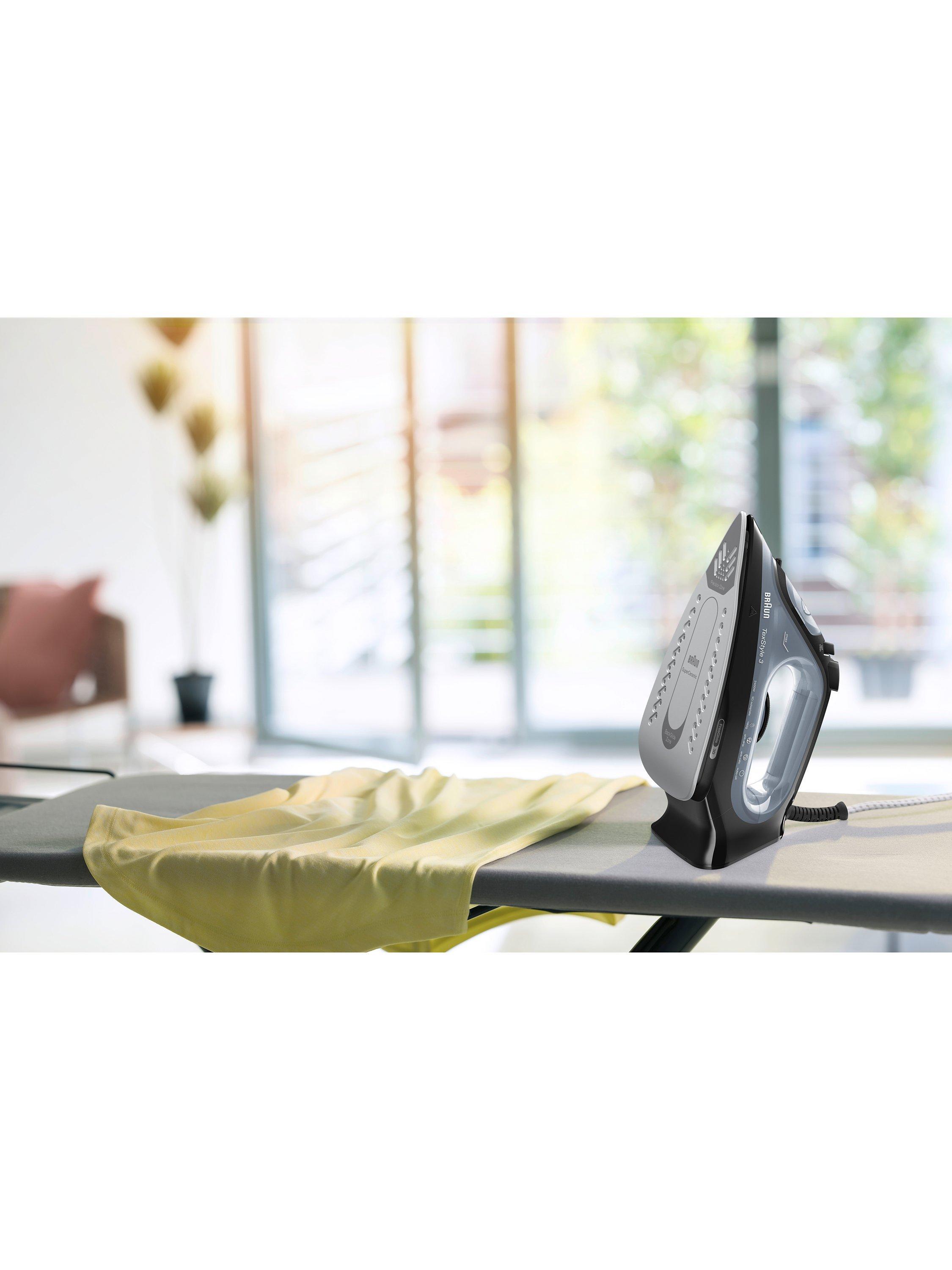 SI3055BK FreeGlide Iron, Black