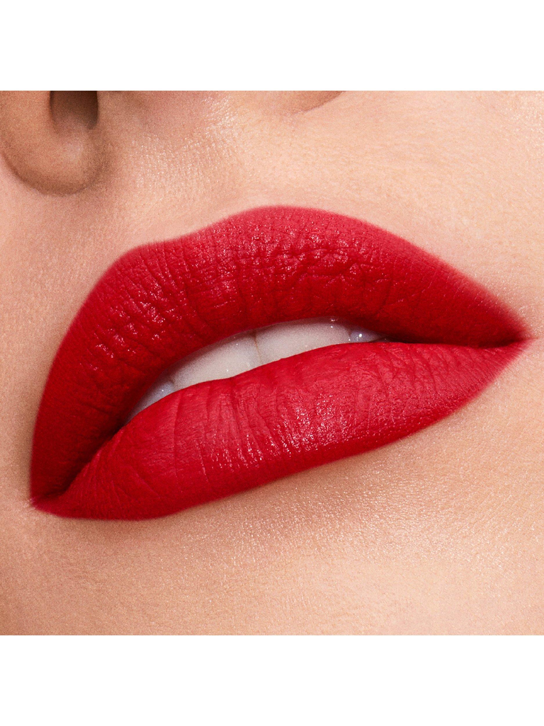 Pure Colour Explicit Silk Matte Lipstick
