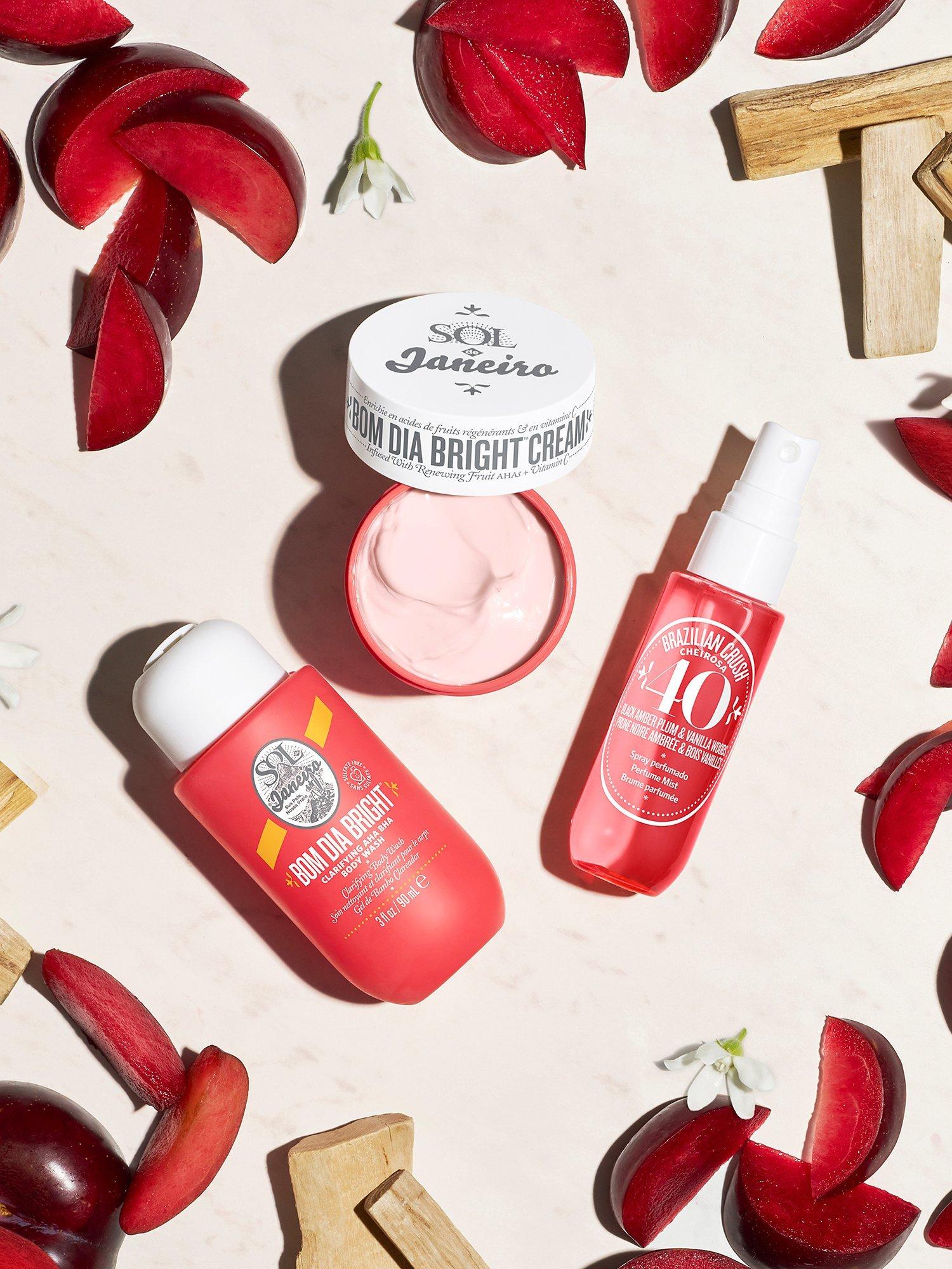 Bom Dia Bright™ Jet Set Bodycare Gift Set