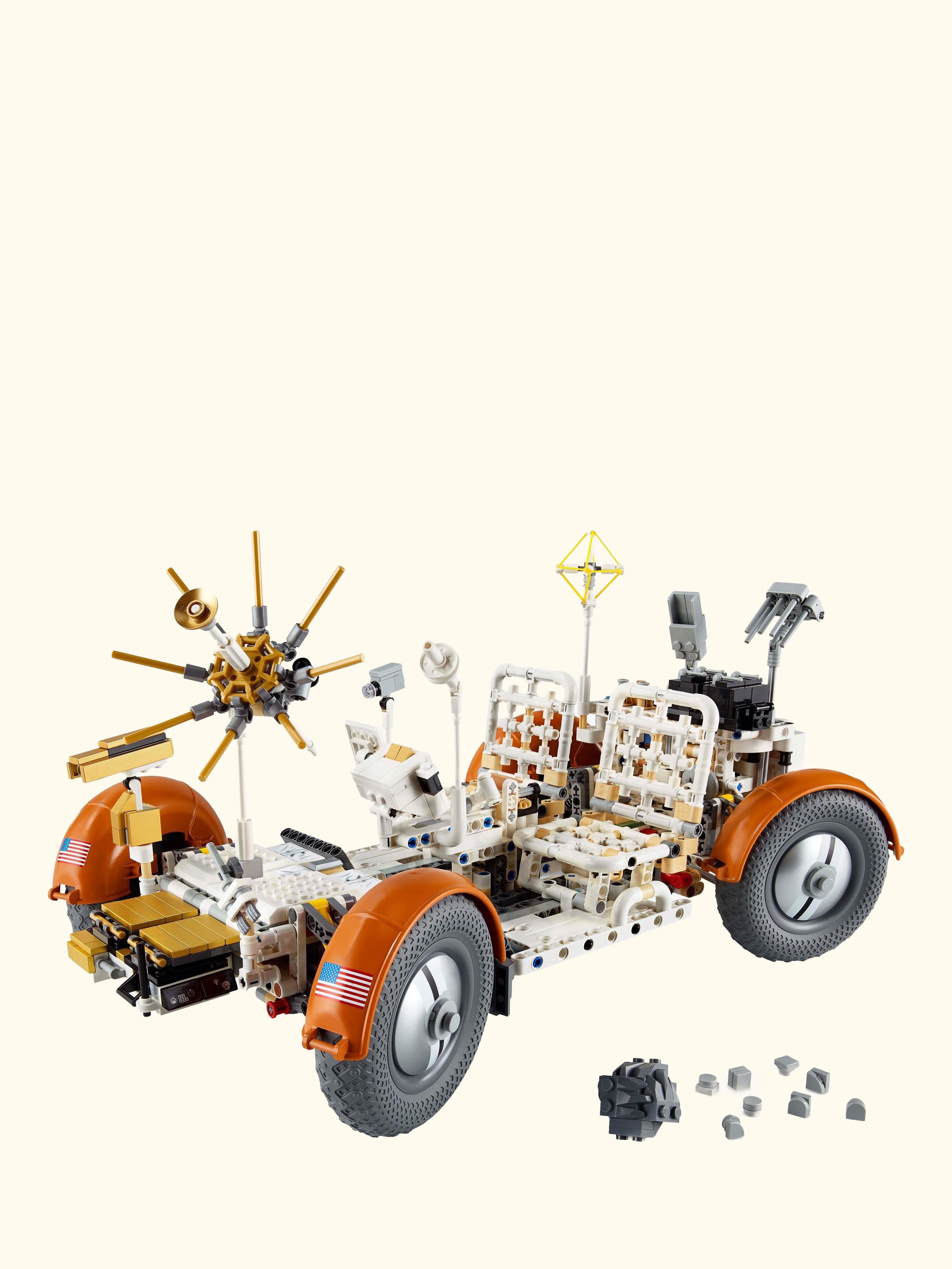 Technic NASA Apollo Lunar Roving Vehicle – LRV 42182