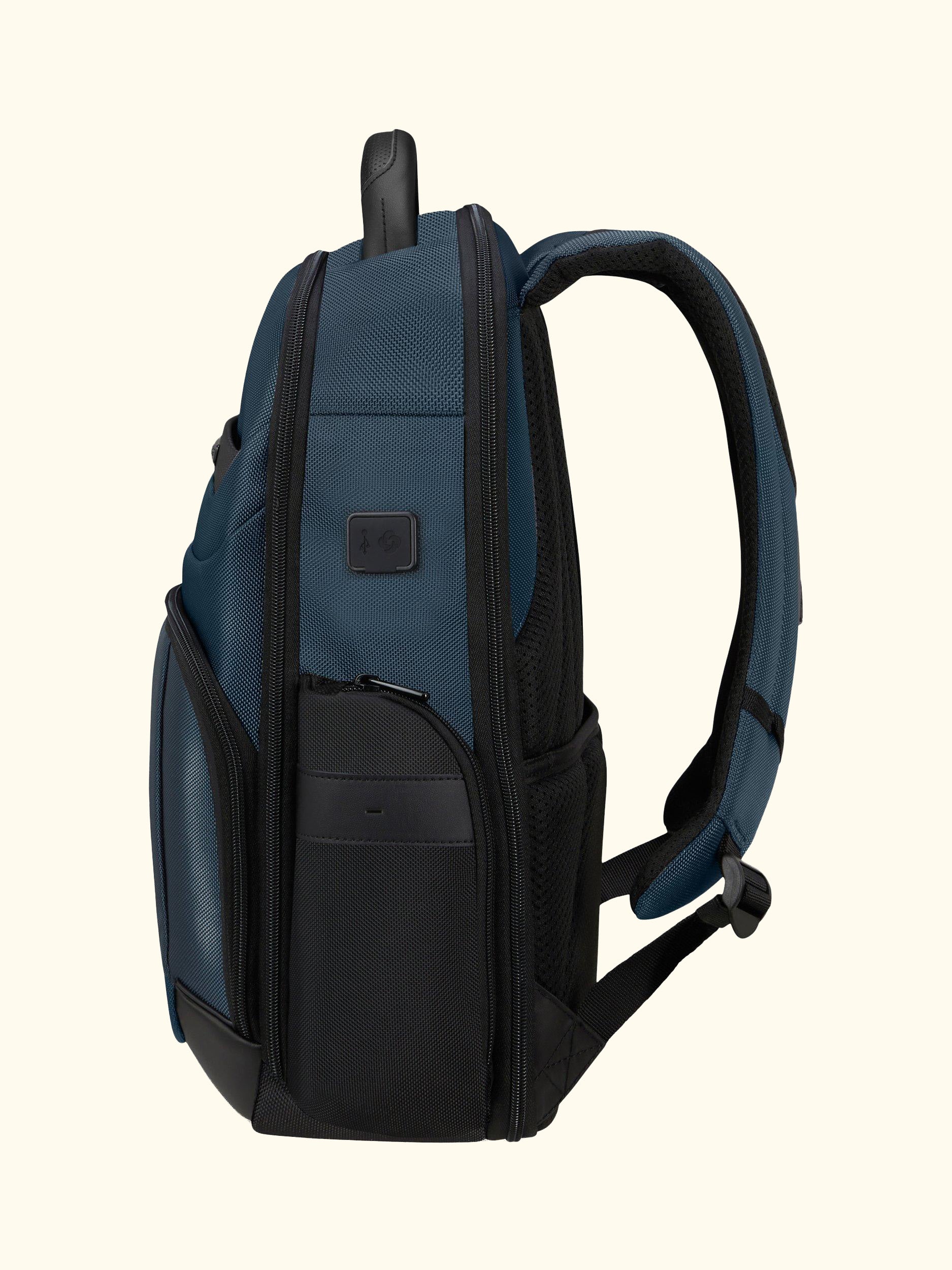 Pro-DLX  6 15.6" Backpack