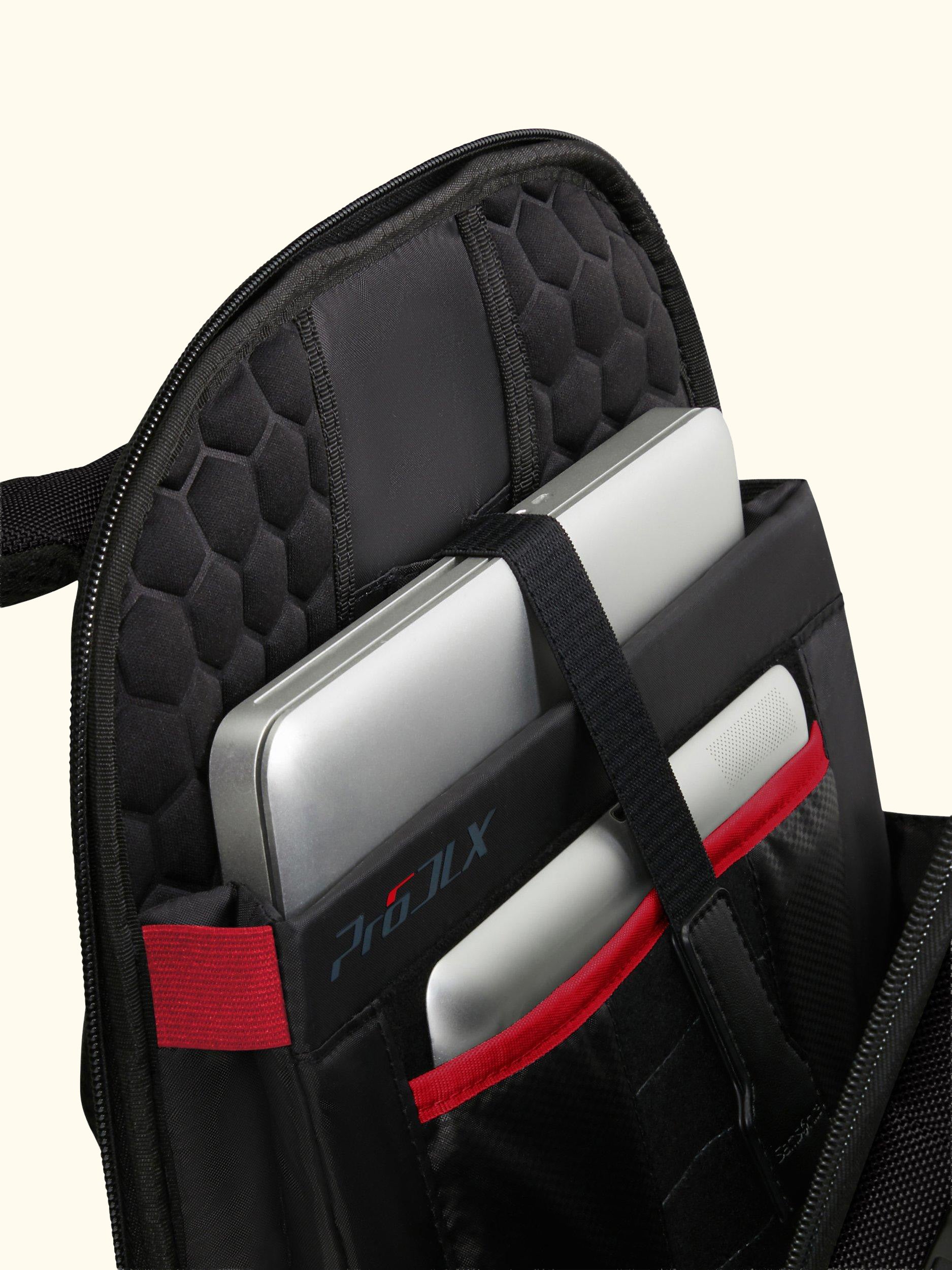 Pro-DLX  6 15.6" Backpack