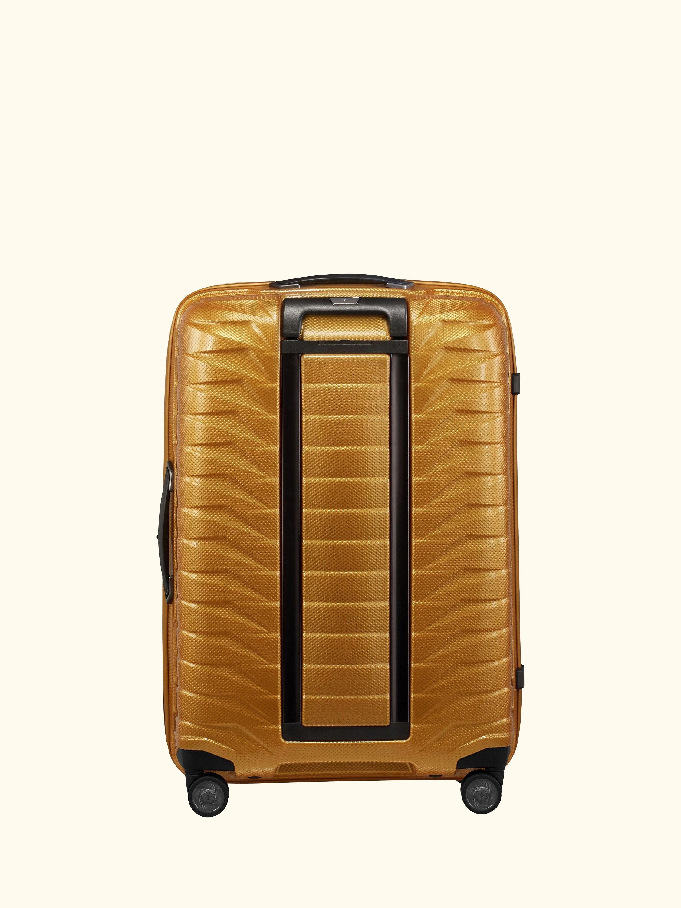 Proxis 4-Wheel 69cm Medium Suitcase