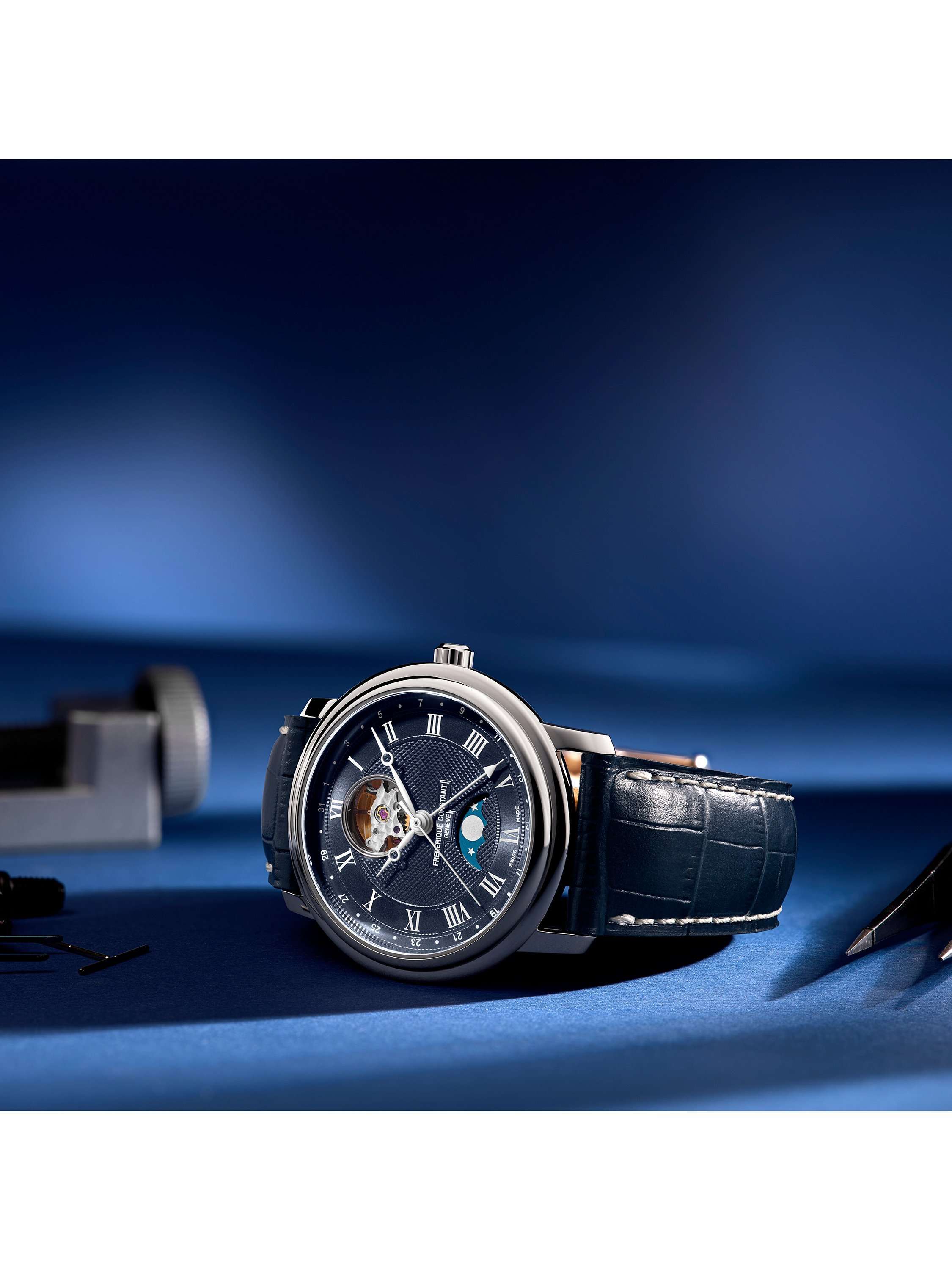 FC-335MCNW4P26 Men's Classics Automatic Heart Beat Moonphase Leather Strap Watch, Blue