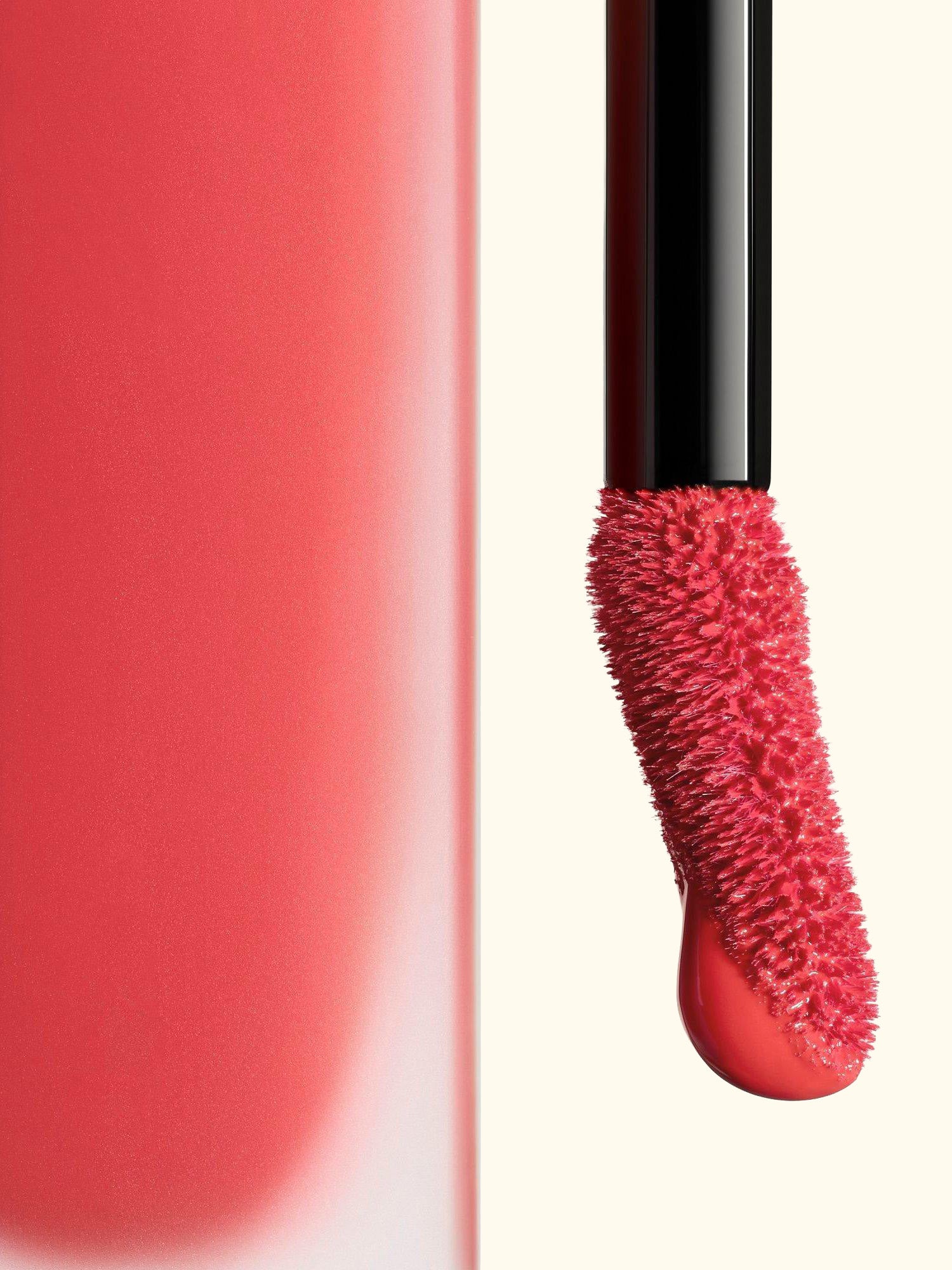 Rouge Allure Liquid Velvet Ultrawear Intense Matte Liquid Lip Colour, 214 Bouleversante