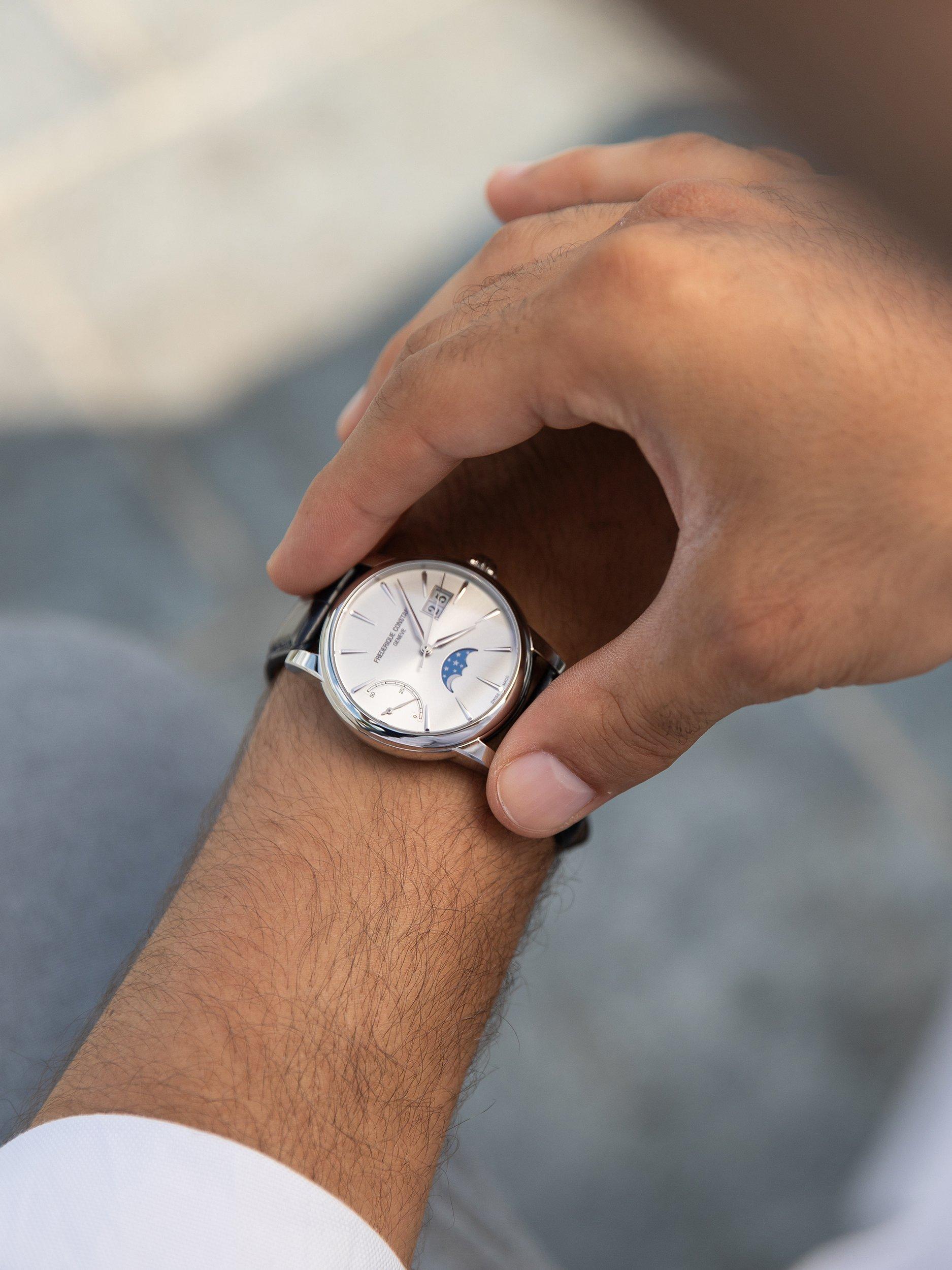 FC-735S3H6 Men's Classic Power Reserve Big Date Manufacture Automatic Leather Strap Watch, Blue/Silver