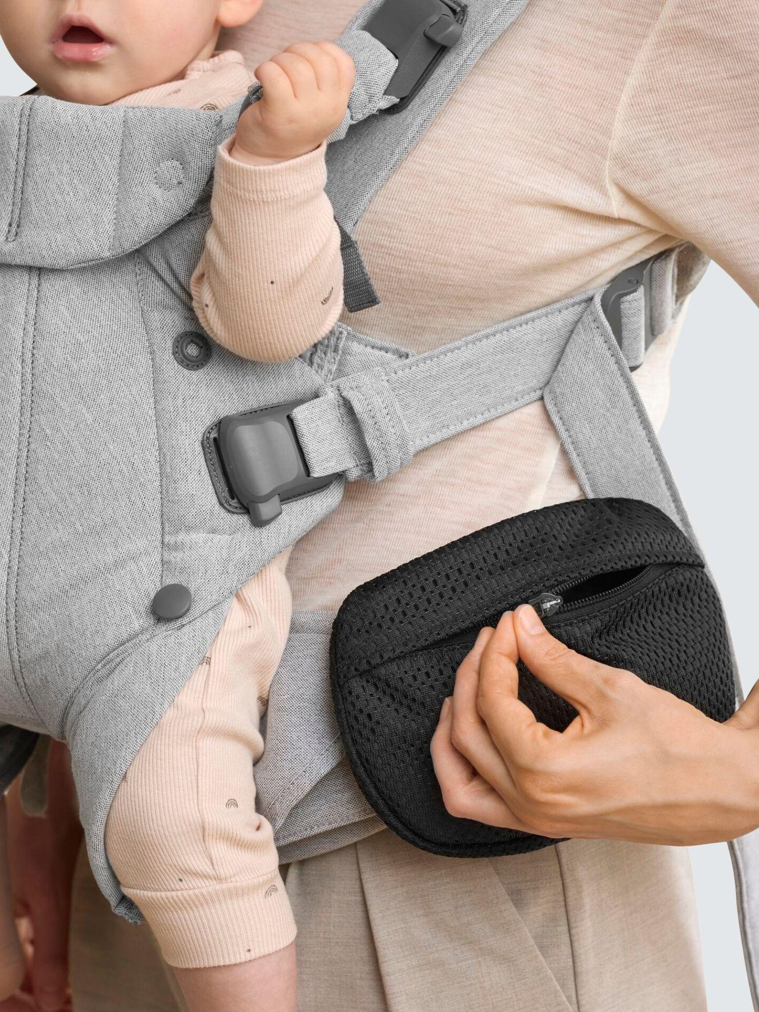 Carrier Pouch, Mesh Black