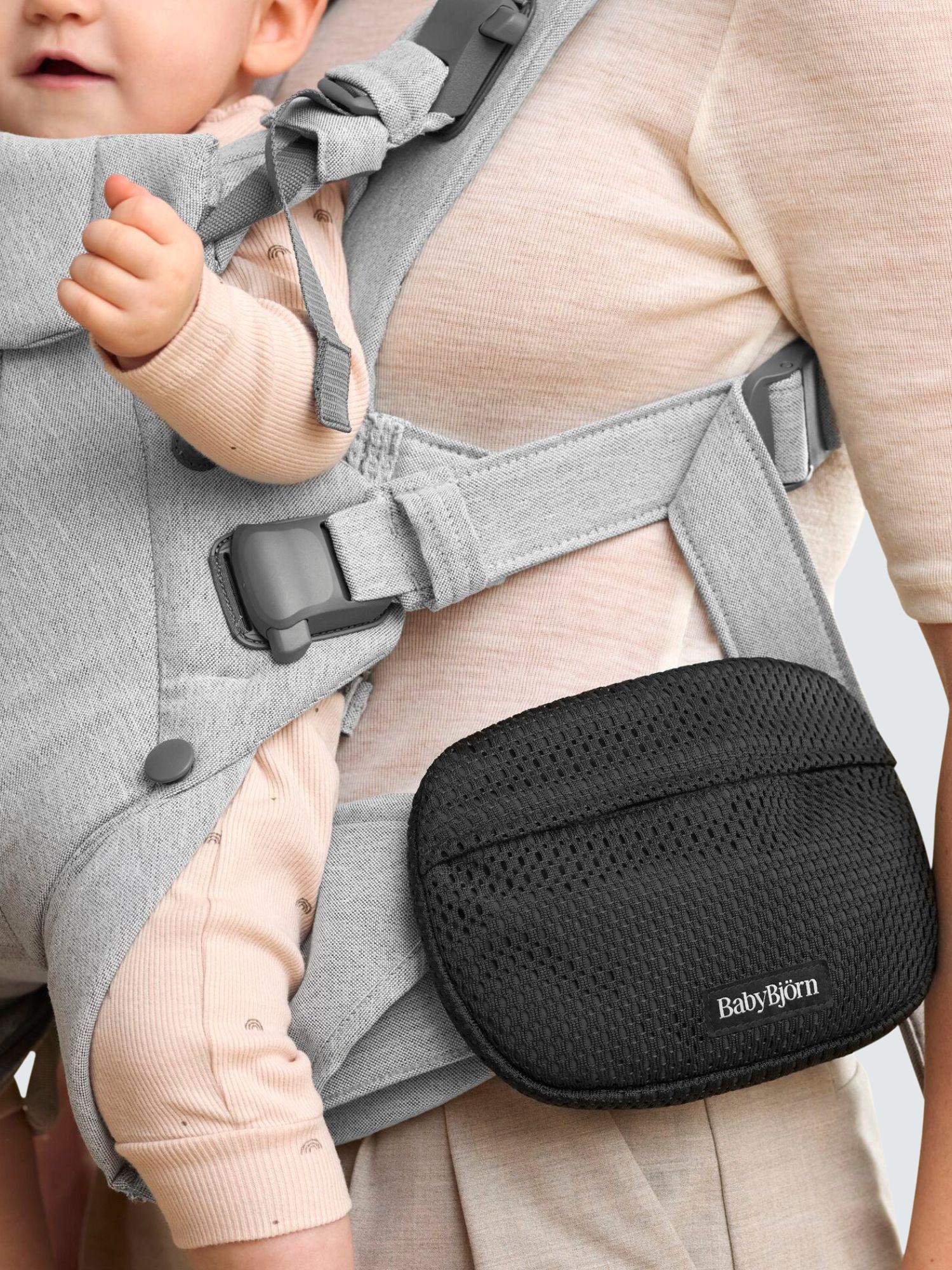 Carrier Pouch, Mesh Black