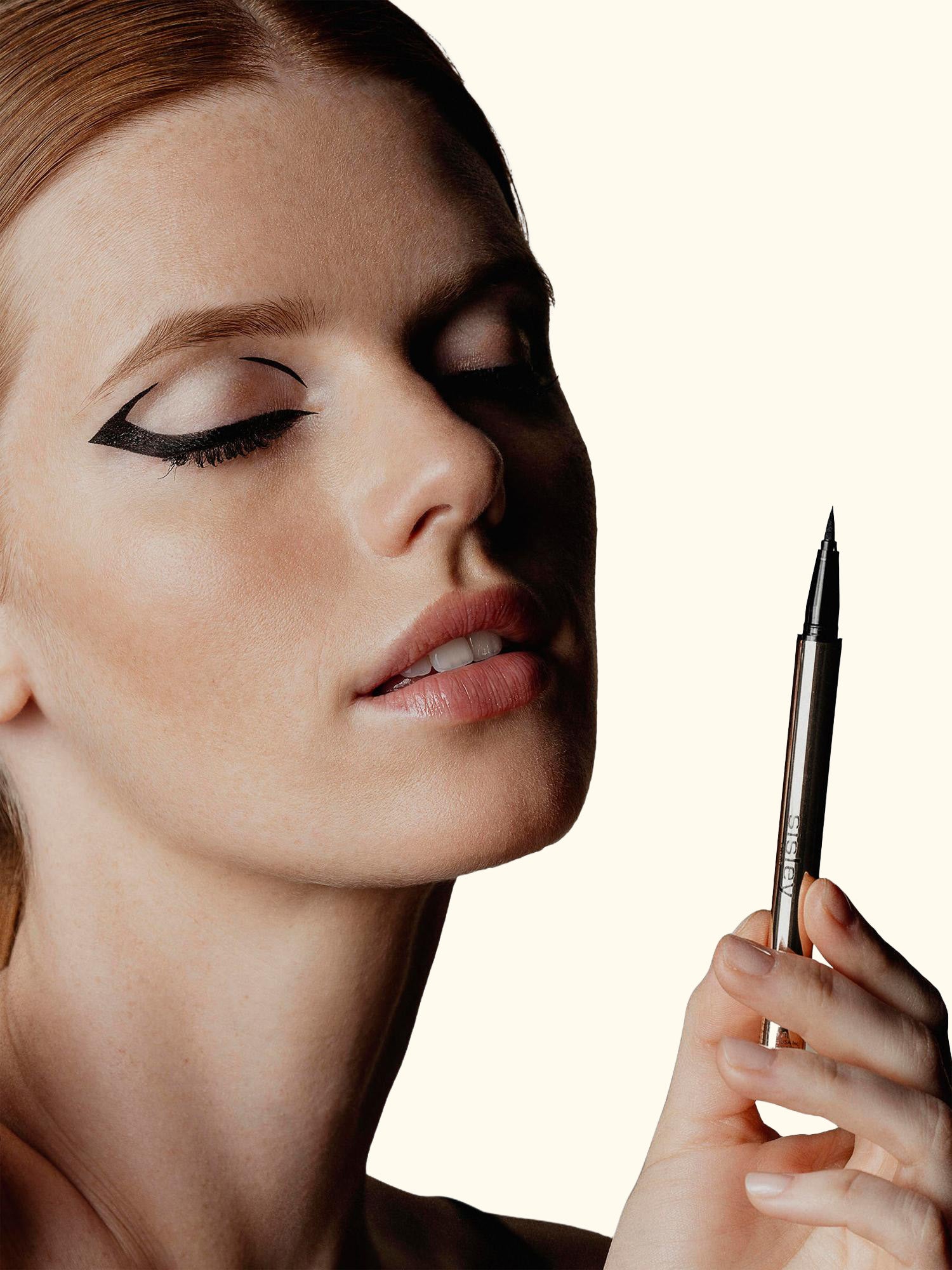 Ligne Noire Eyeliner, Deep Black