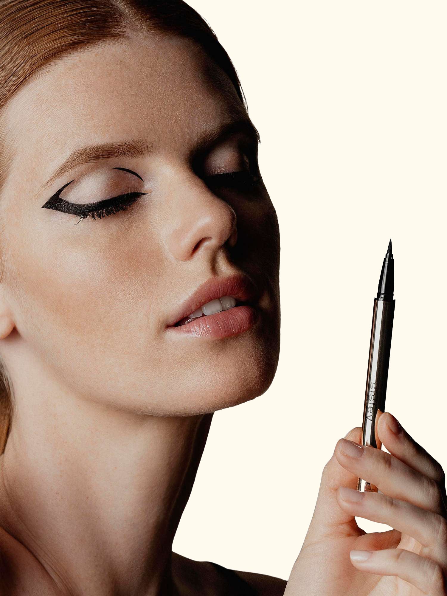 Ligne Noire Eyeliner, Deep Black