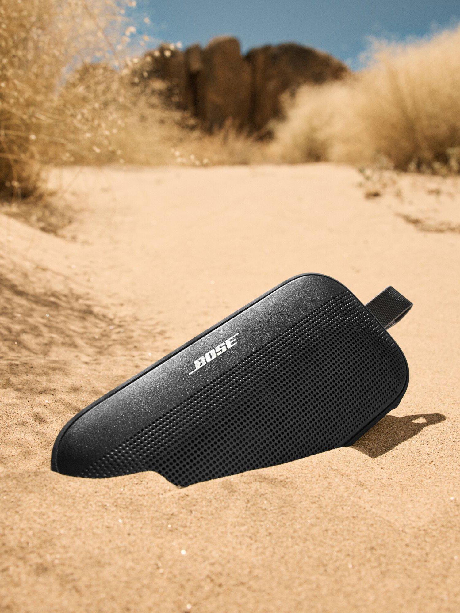 SoundLink Flex (2nd Gen) Water-resistant Portable Bluetooth Speaker with Built-in Speakerphone