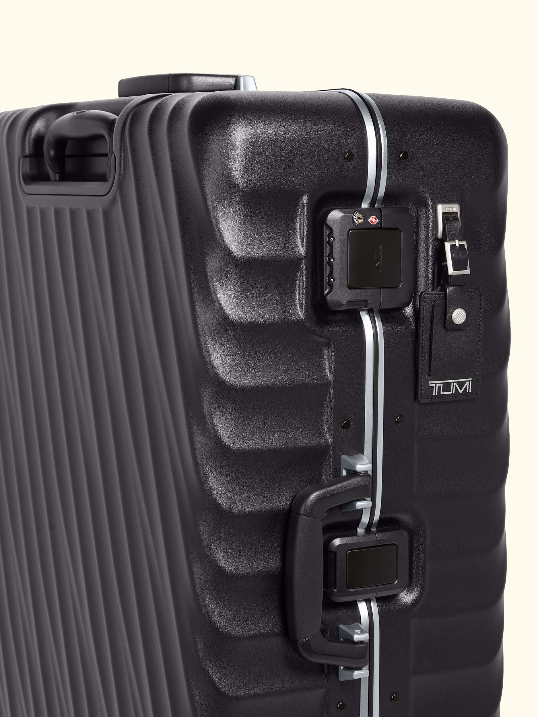 19 Degree 4-Wheel 76cm Large Suitcase, 88L, Black Texture