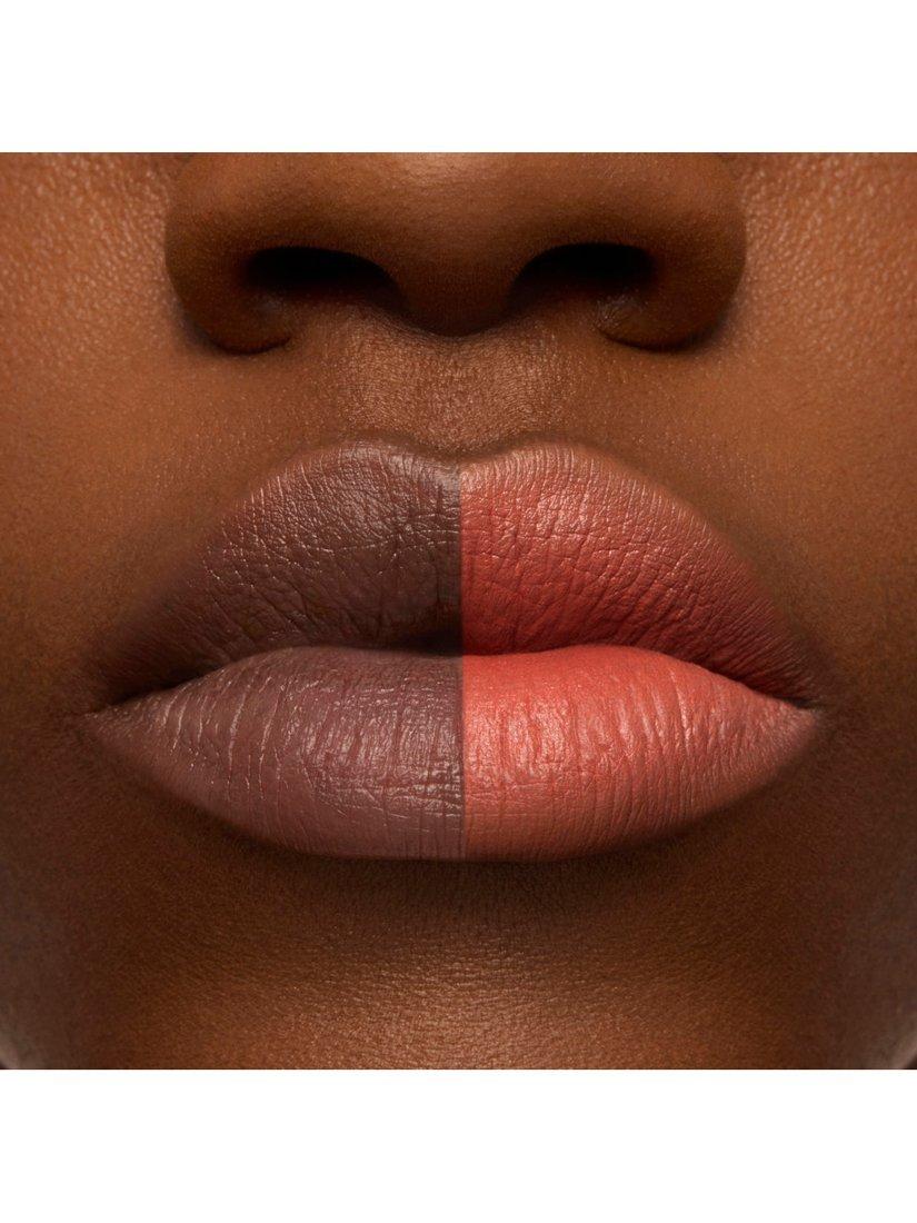 L'Absolu Rouge Drama Matte Lasting Comfort Lipstick & Powdery Matte Finish