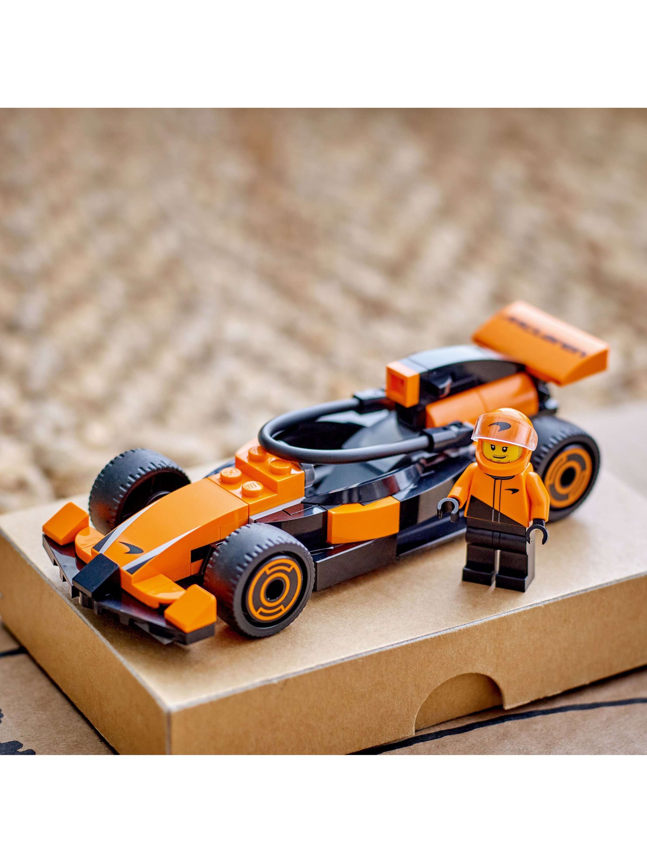 City F1 Driver with McLaren Race Car Toy Playset 60442