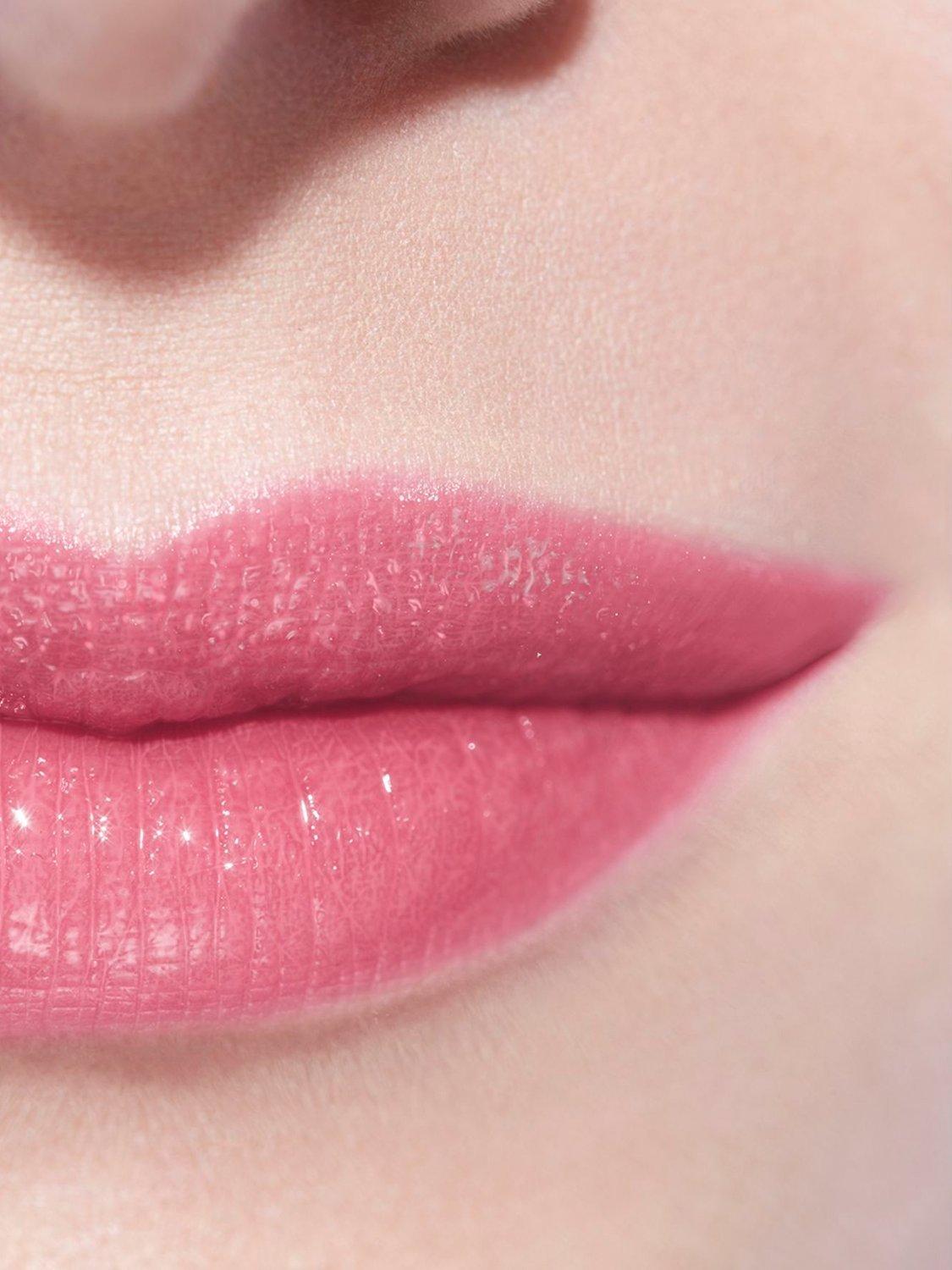 Rouge Coco Baume – Shine Hydrating Beautifying Tinted Lip Balm – Buildable Colour