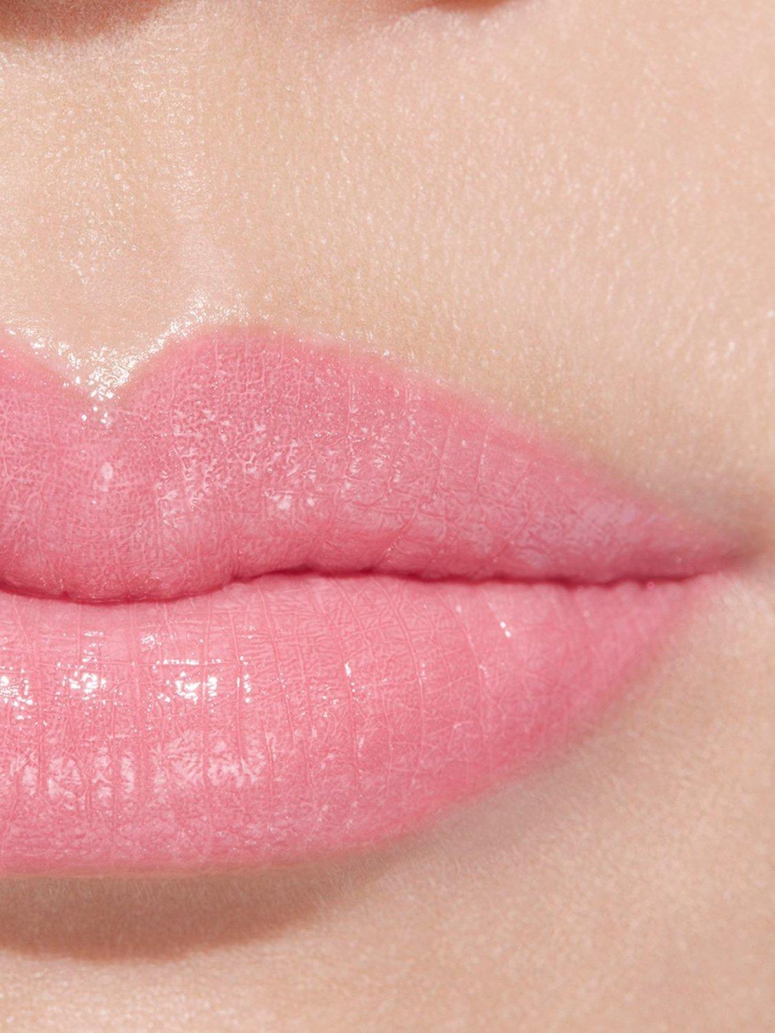 Rouge Coco Baume – Shine Hydrating Beautifying Tinted Lip Balm – Buildable Colour