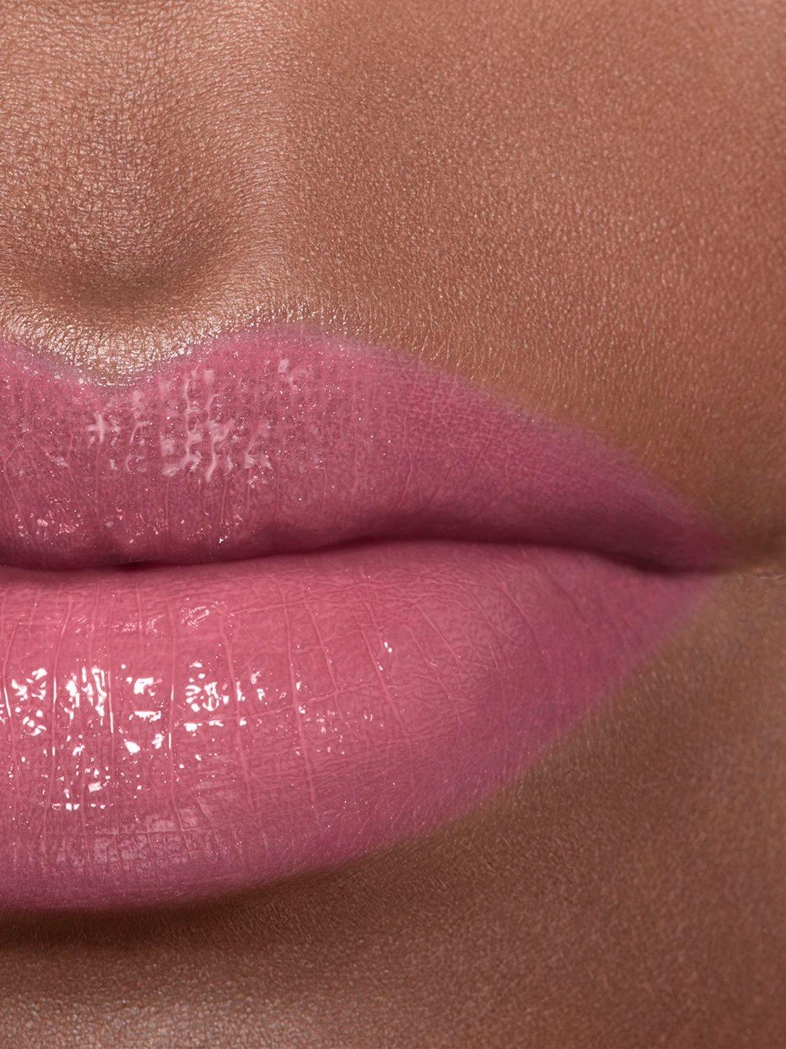 Rouge Coco Baume – Shine Hydrating Beautifying Tinted Lip Balm – Buildable Colour