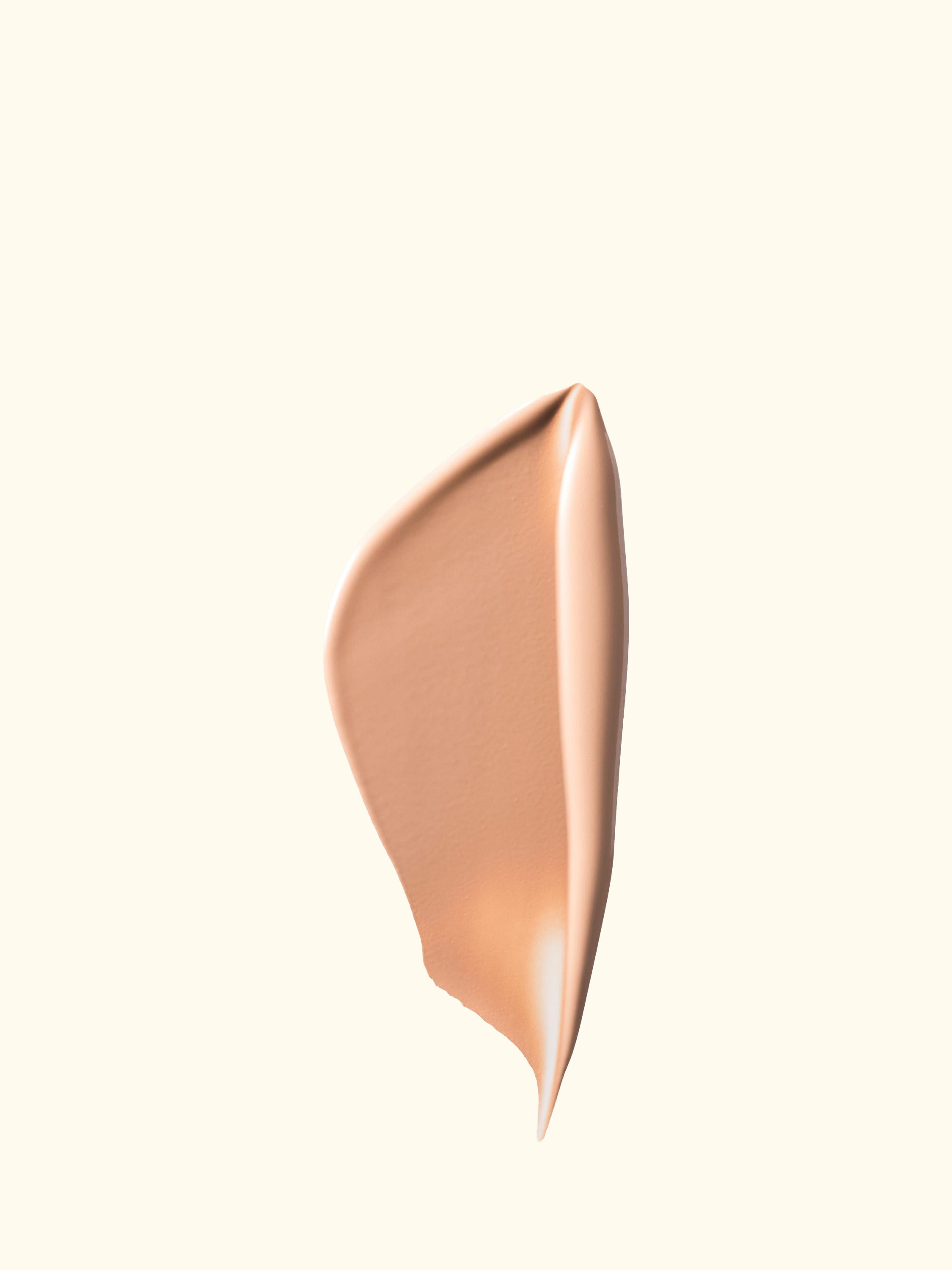 Even Better Clinical Vitamin Makeup SPF 50