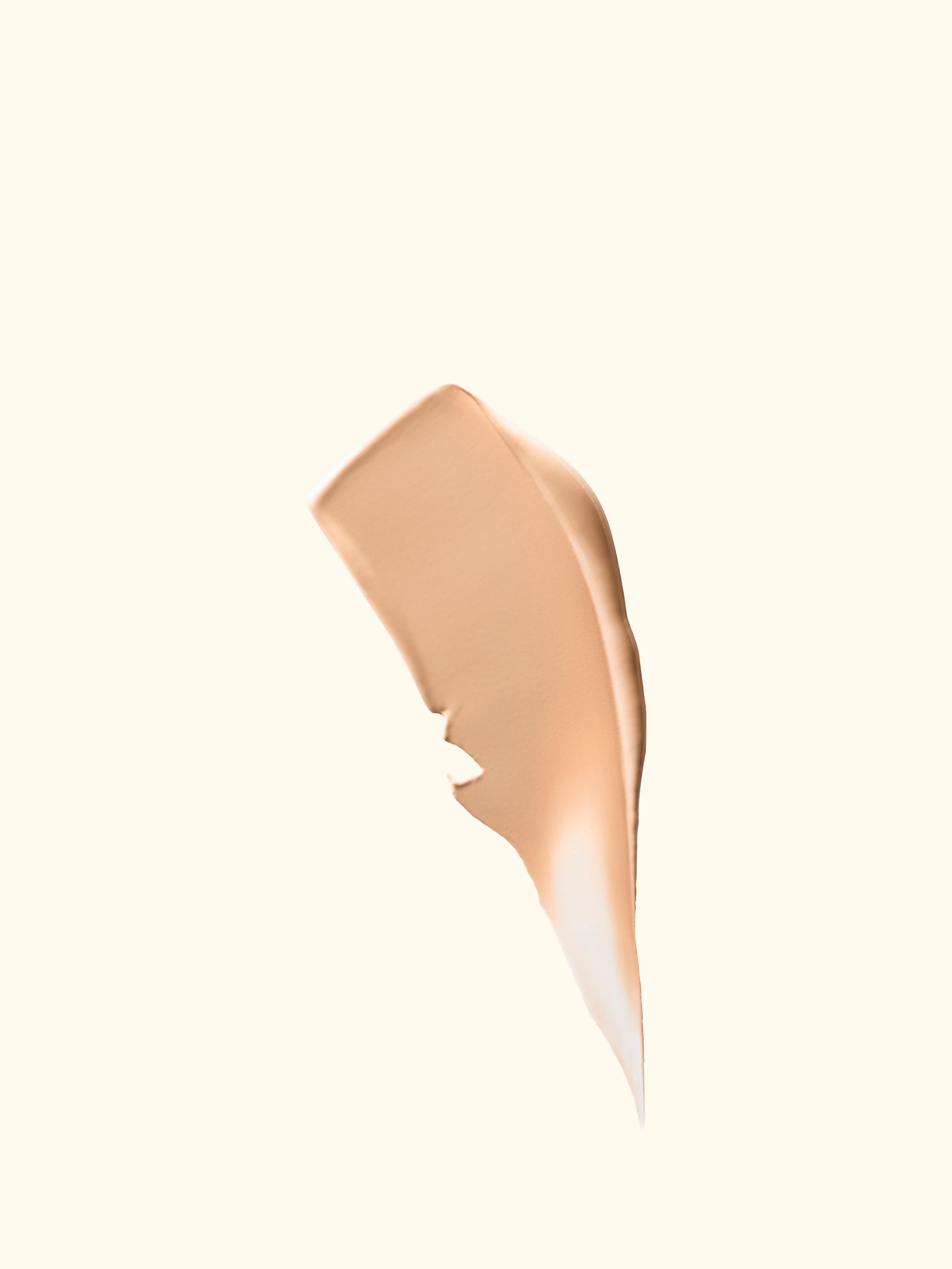 Even Better Clinical Vitamin Makeup SPF 50