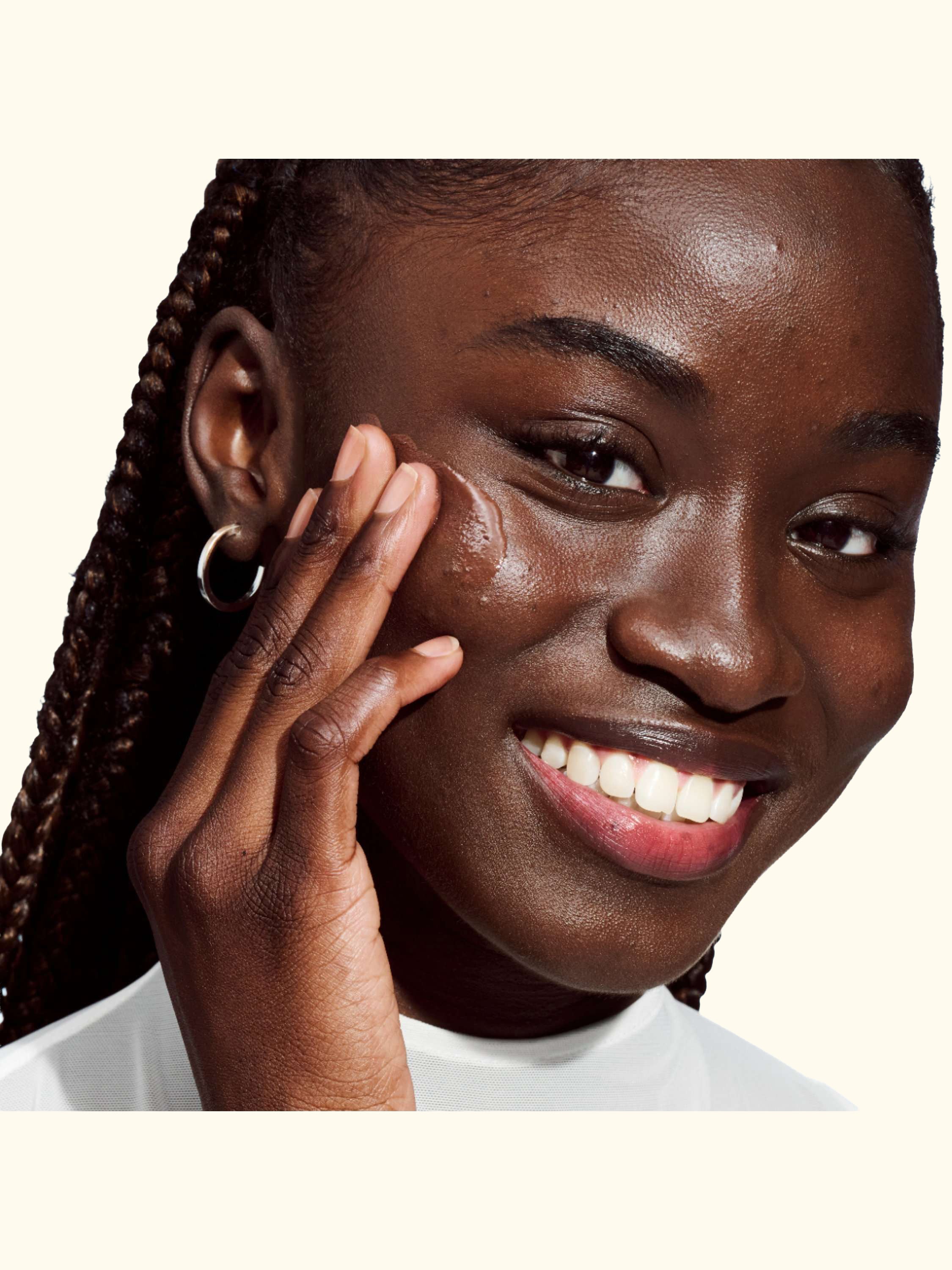 Even Better Clinical Vitamin Makeup SPF 50