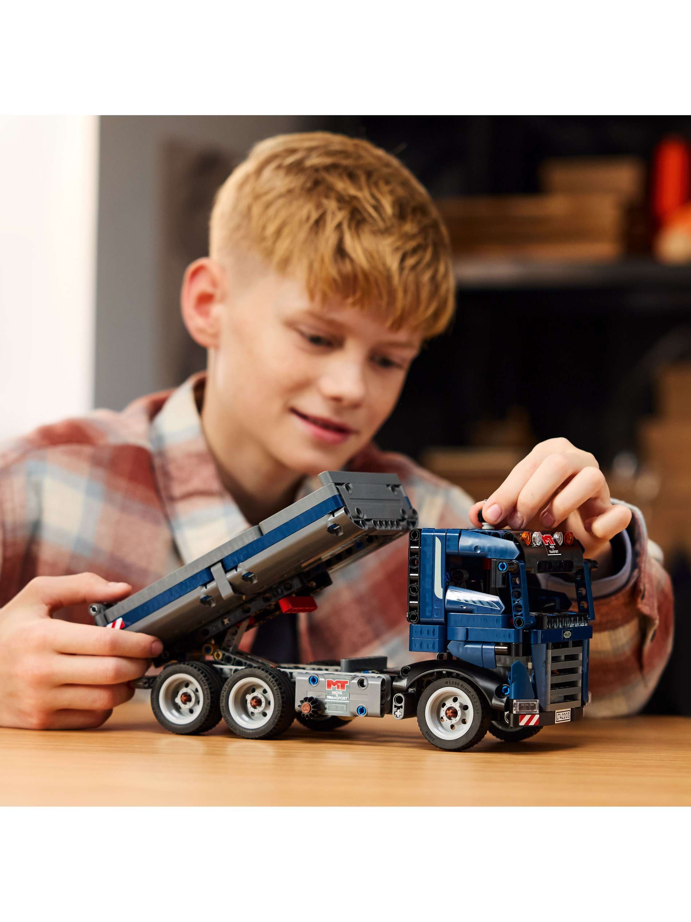 Technic Tipping Dump Truck Construction Toy Set 42203