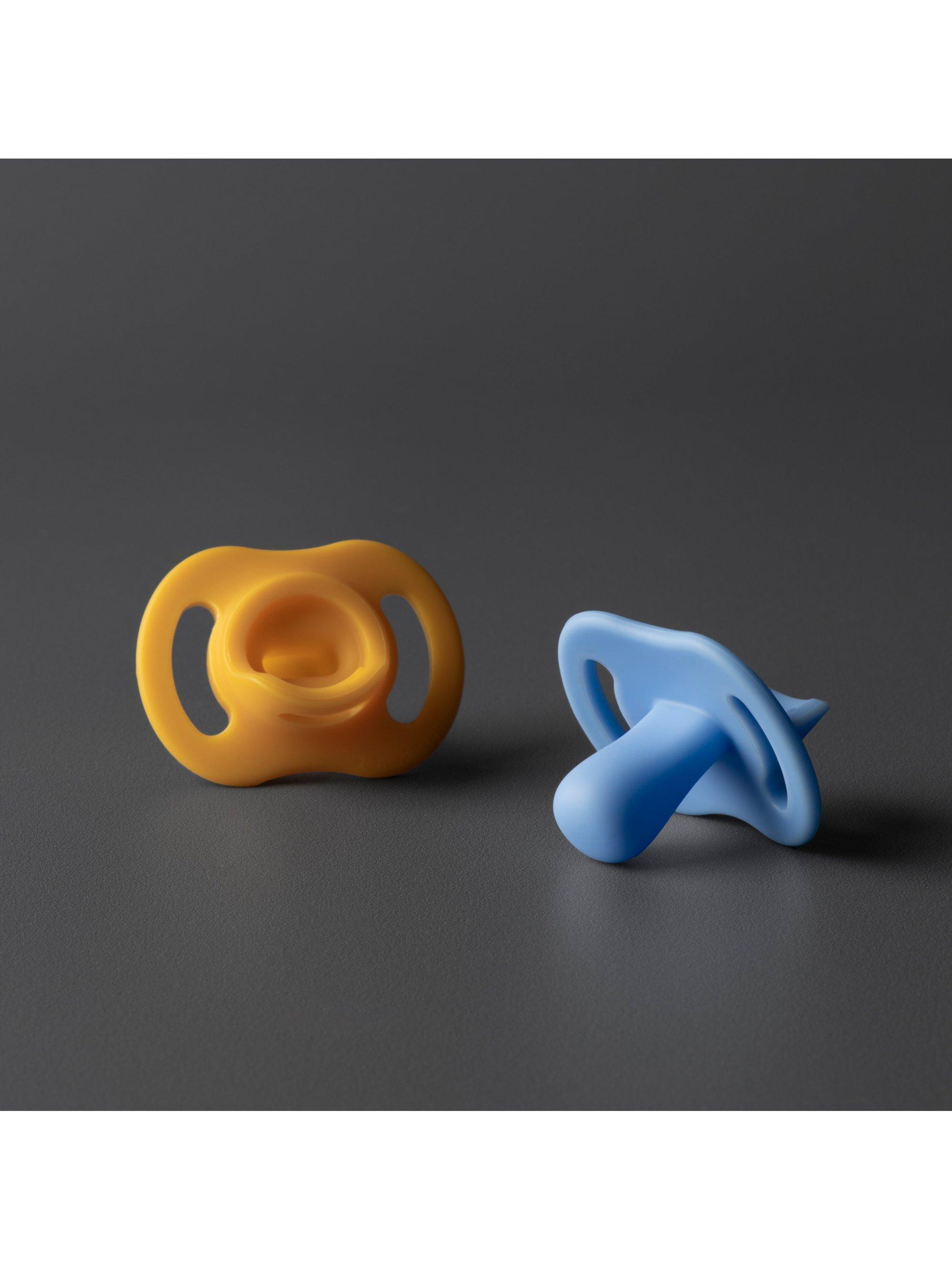 UltraLight StayPut Soothers, 6-18m, Pack of 2, Multi