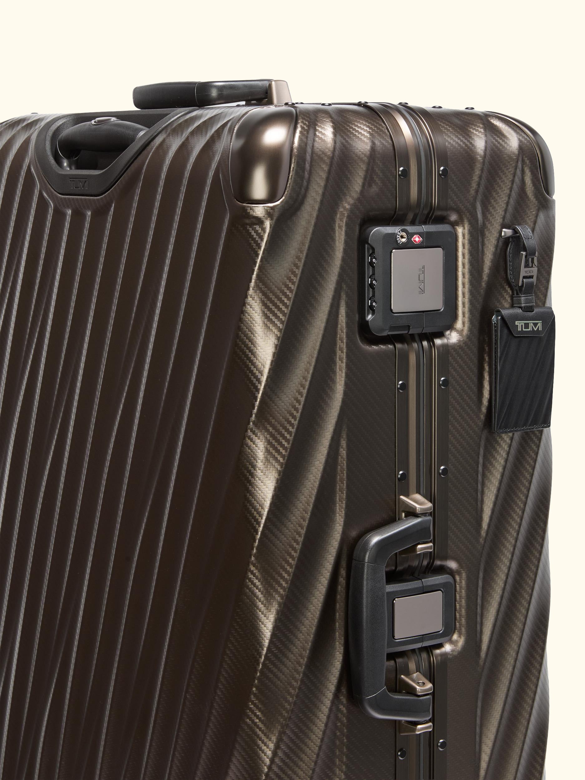 19 Degree Extended Trip 4 Wheel Expandable Suitcase, 77.5cm, Textured Gunmetal
